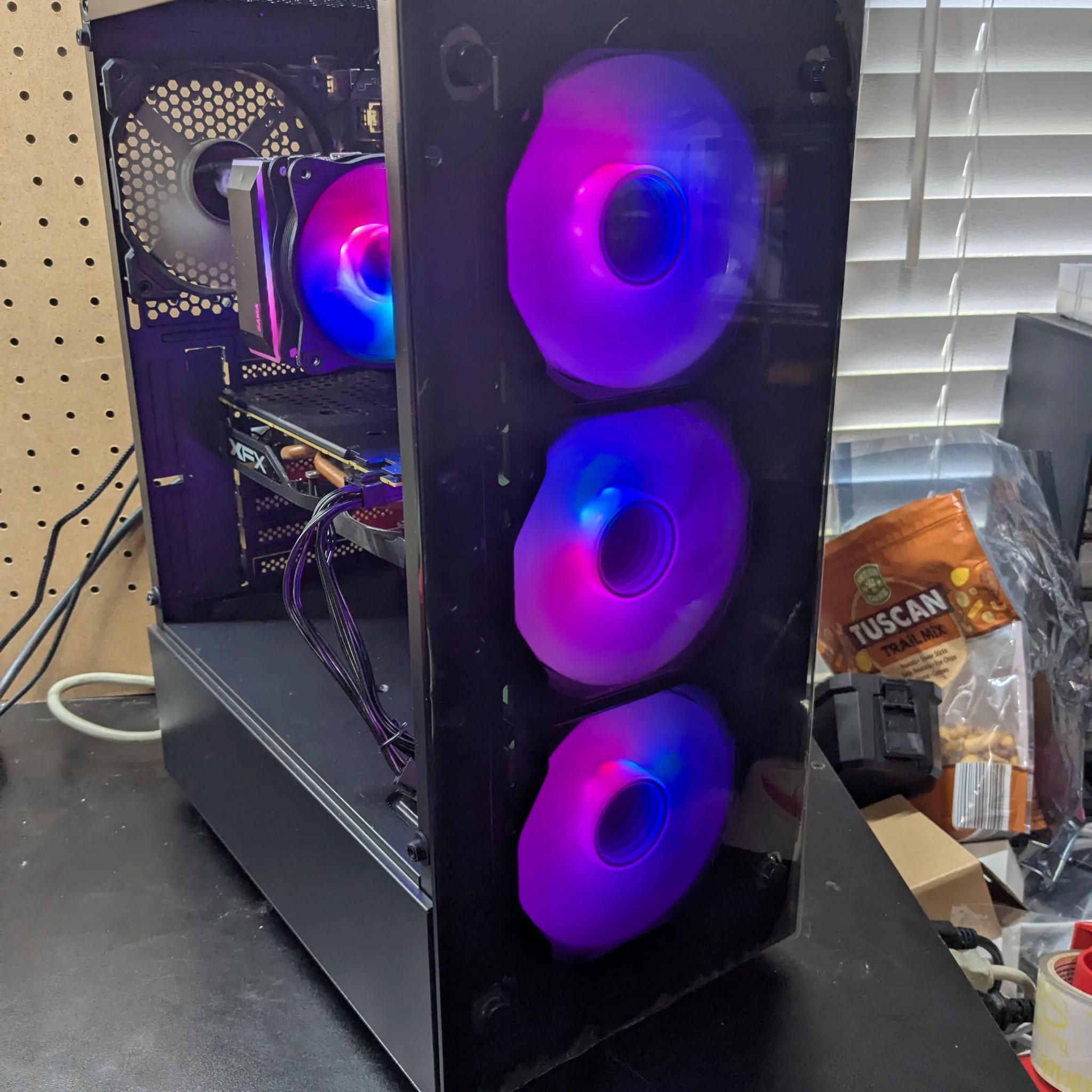 100 FPS Fortnite | 180 Day Warranty | Xeon (same as i7), 16GB RAM, 480GB SSD, RX 570, Win10, Wifi