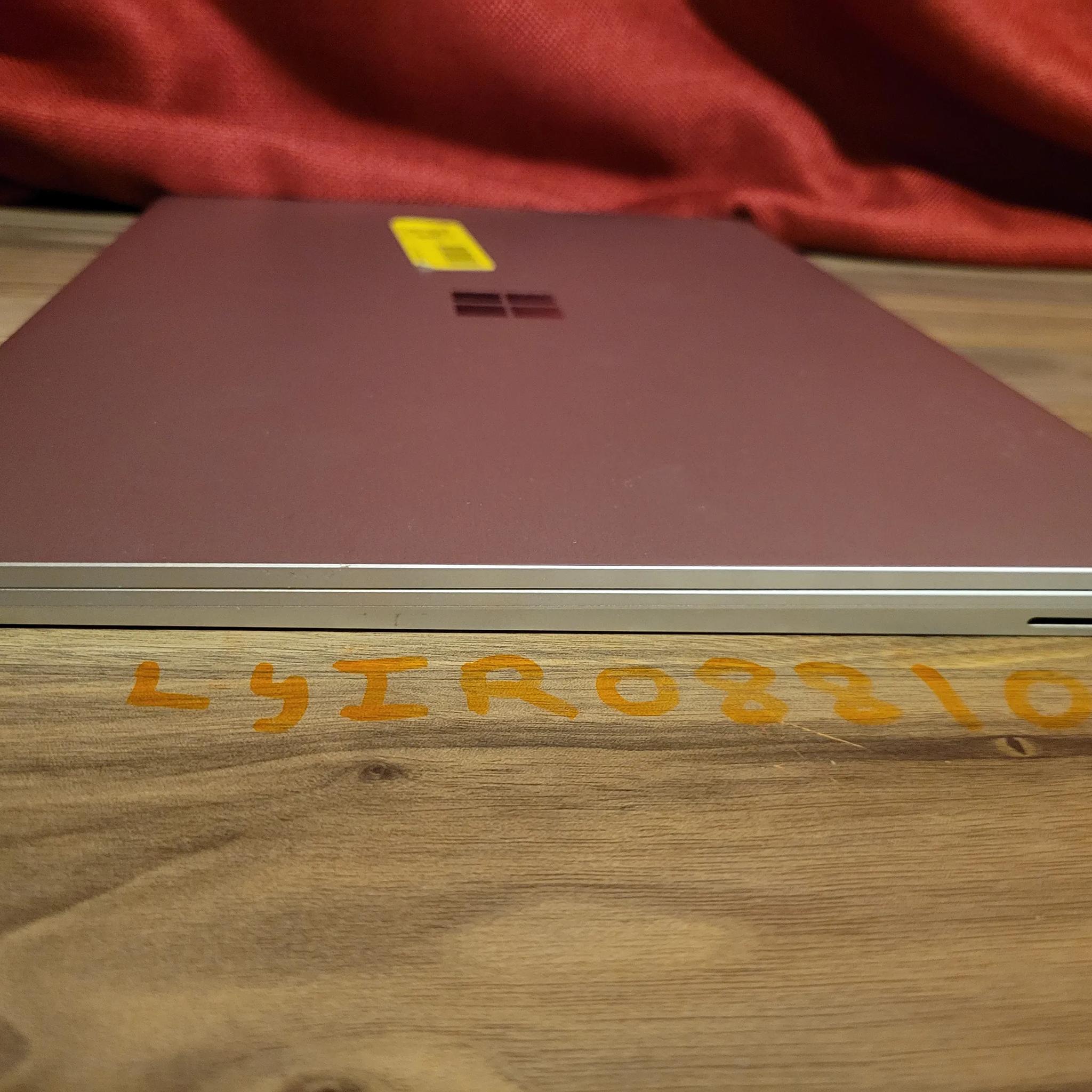 Microsoft Surface Laptop 3 - Ryzen5 - 15" touch screen - 128gb