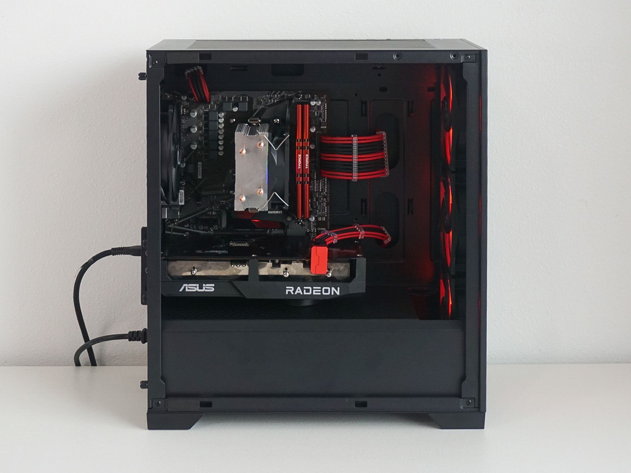 KOA - Ryzen 5 5600X / RX 7600 8GB / 16GB RAM / 1TB NVMe SSD - Gaming PC