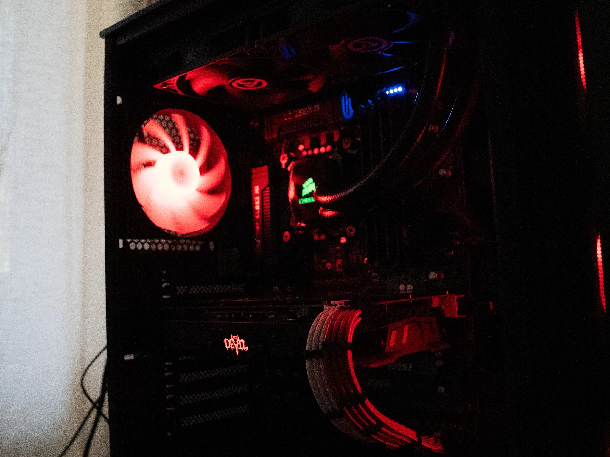 🩸🩸 | RX 580 8GB | INTEL i5 3570K | 16GB RAM | 750GB | Ruby Racer