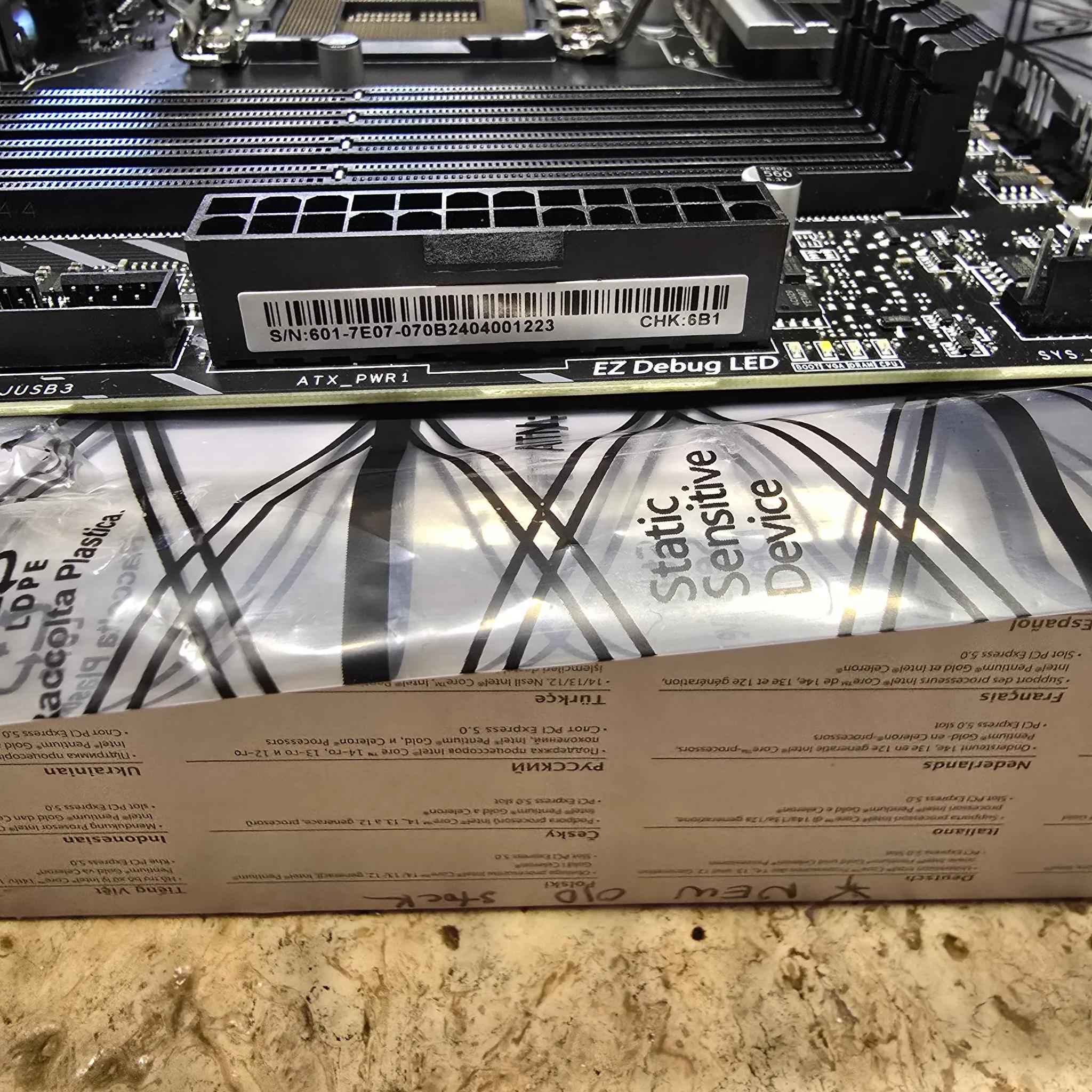 MSI PRO Z790-A MAX WIFI Motherboard Z 790 LGA1700 1700
