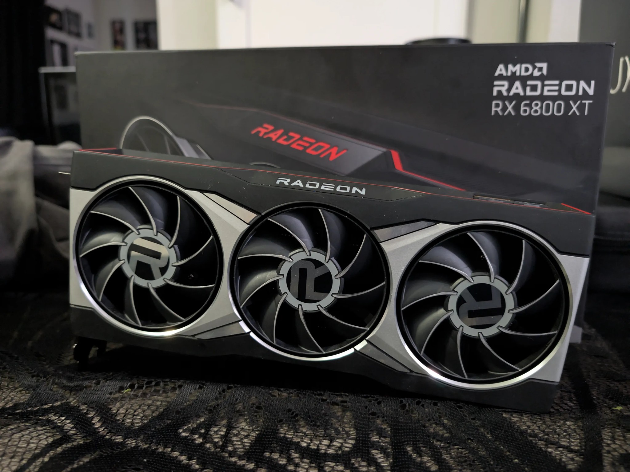 AMD Radeon RX 6800XT 16GB in Original Packaging with extra PhaseSheet PTM
