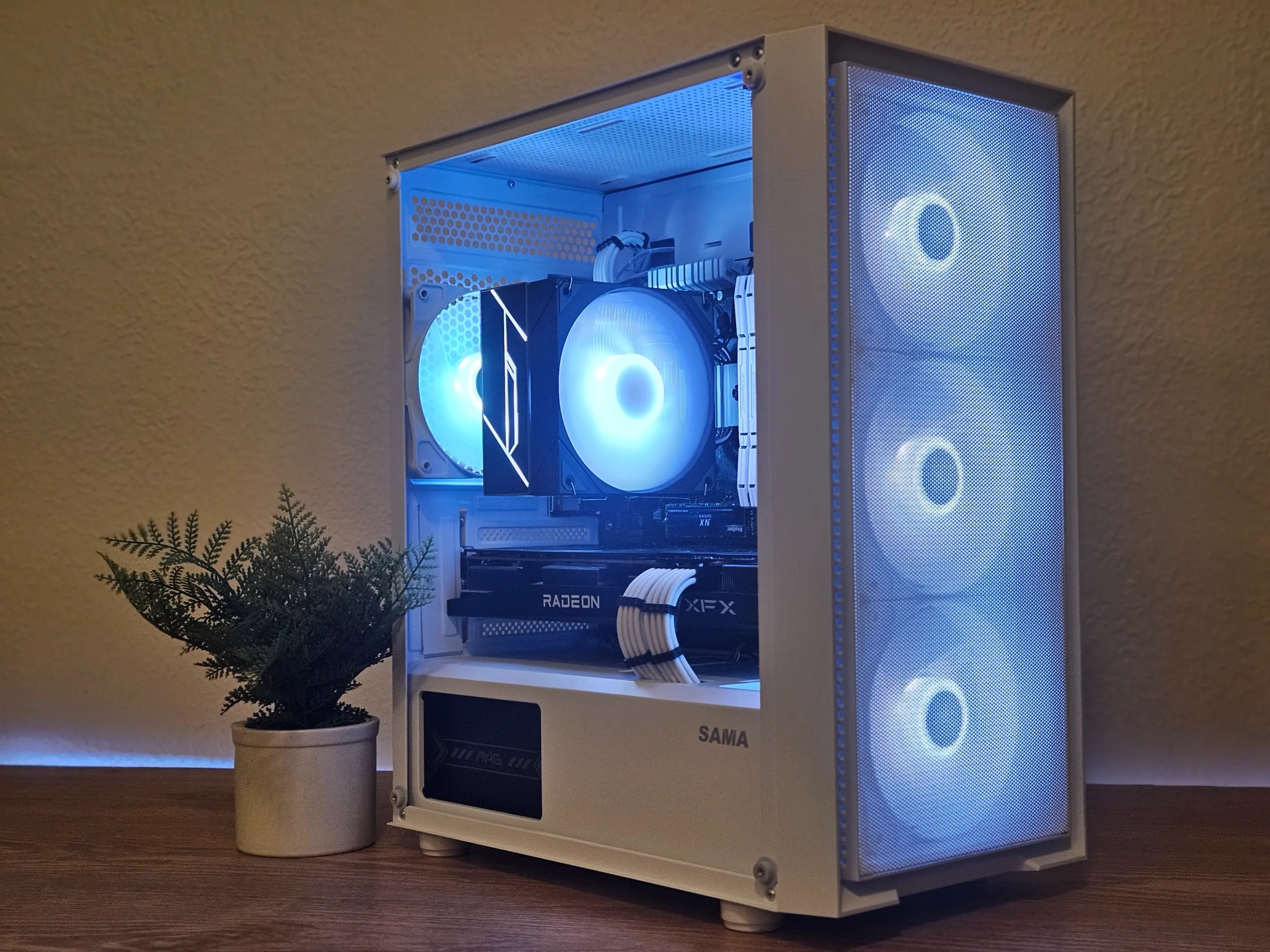 🗻Snowy Peak🗻 | RX 6700 | Ryzen 3600 | 32gb Ram | 1TB SSD