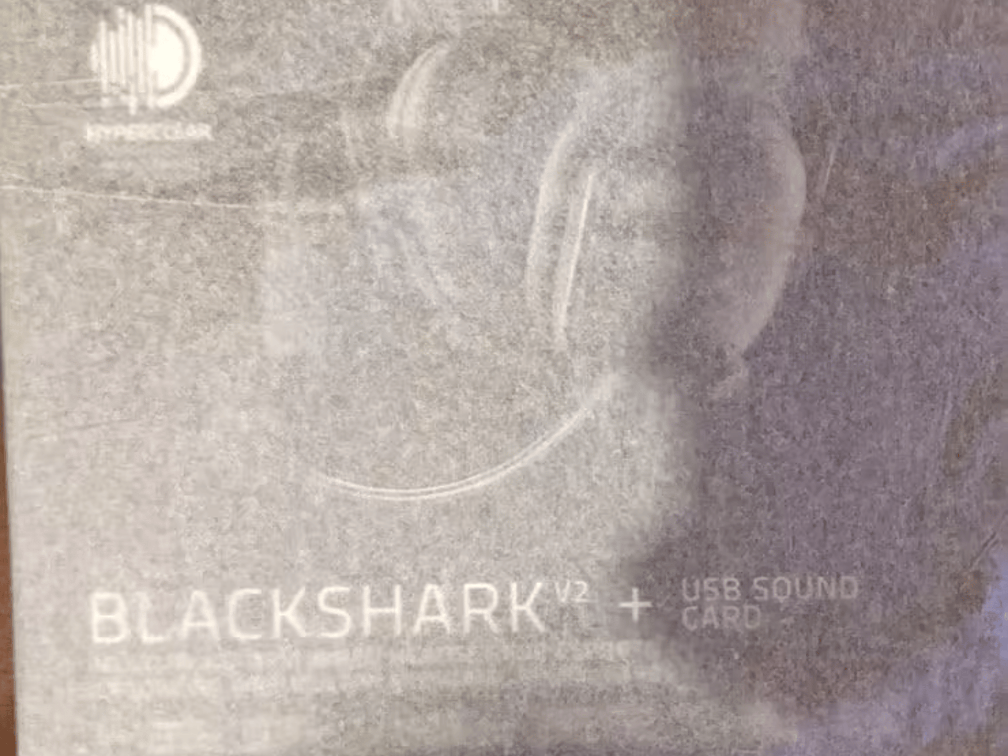 BNIB Razer BlackShark V2 Gaming Headset with USB Sound Card, Black