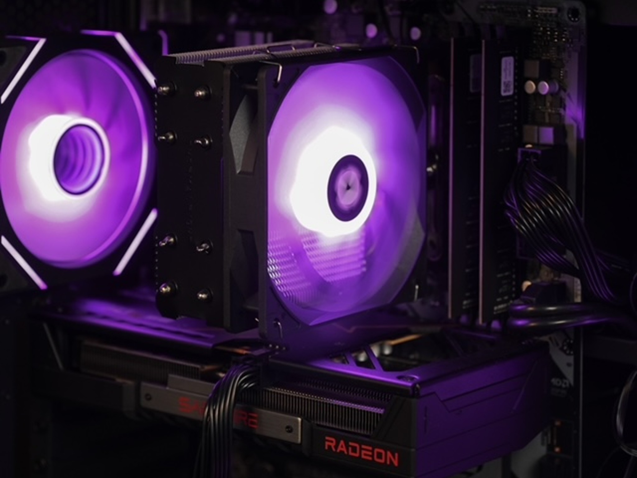 EXT Ember (V7) - Ryzen 7 5700, RTX 3080 12GB, 1TB SSD, 32GB DDR4
