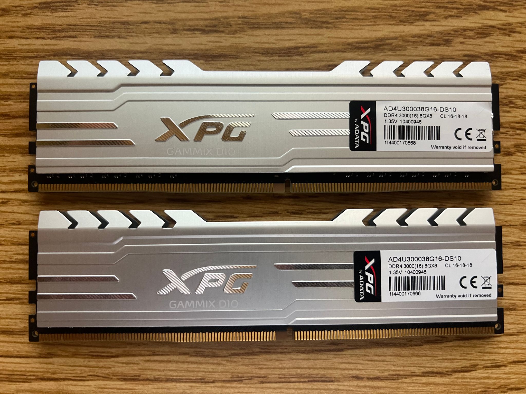 16GB (2x8GB) DDR4-3000MHz CL16 ADATA XPG Silver RAM Memory