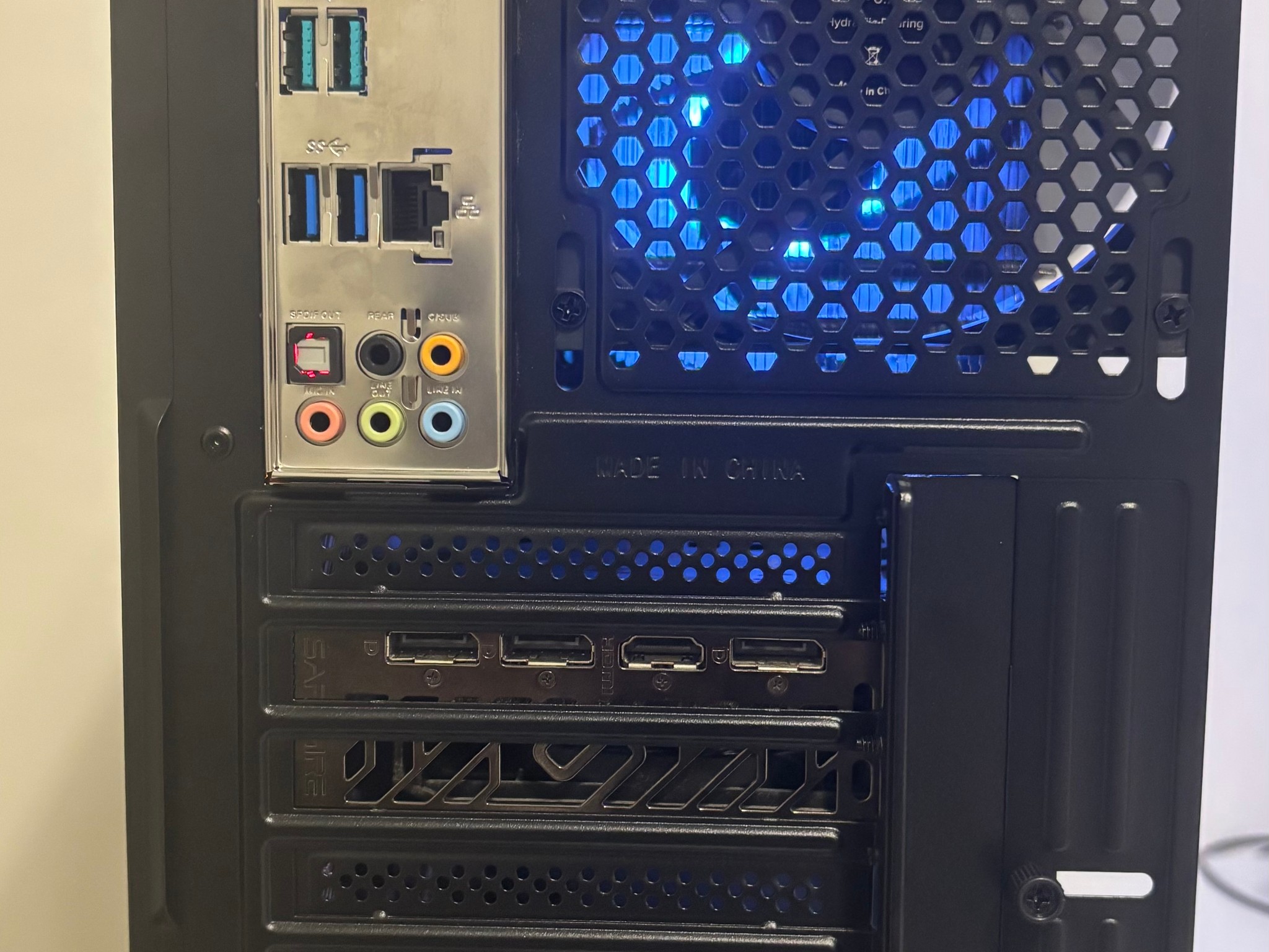 RX6600 | i5-10500 | 16GB | 500GB SSD