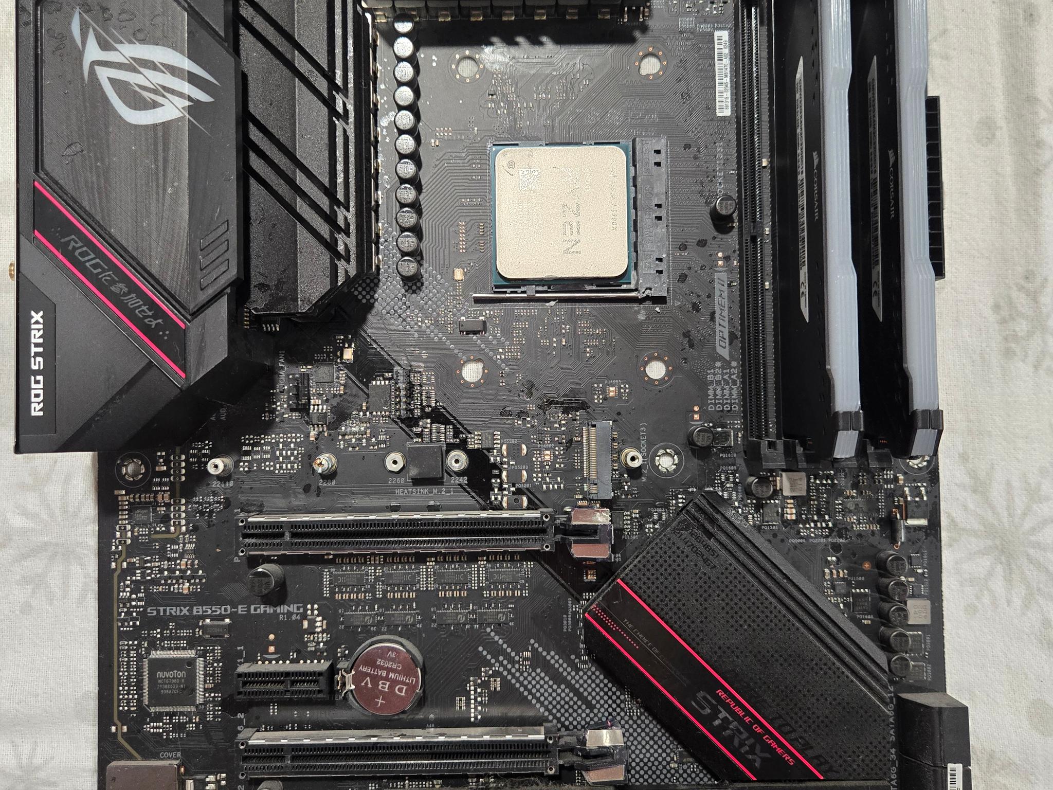 5900x, 32gb 3600 cl16 gskill rgb, ROG b550e