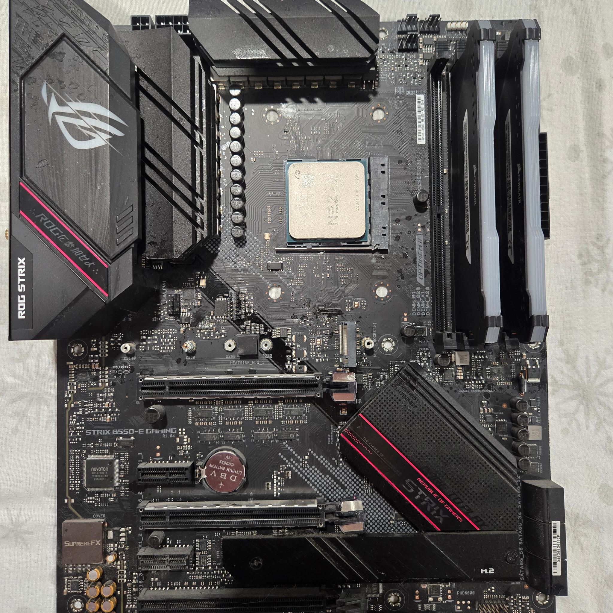 5900x, 32gb 3600 cl16 gskill rgb, ROG b550e
