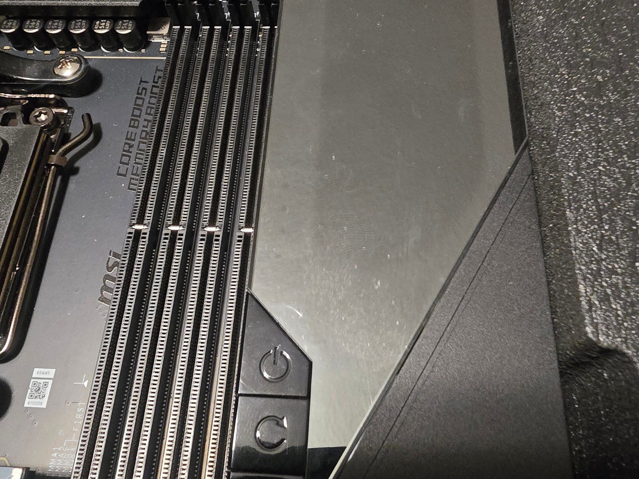 MSI GODLIKE X870E