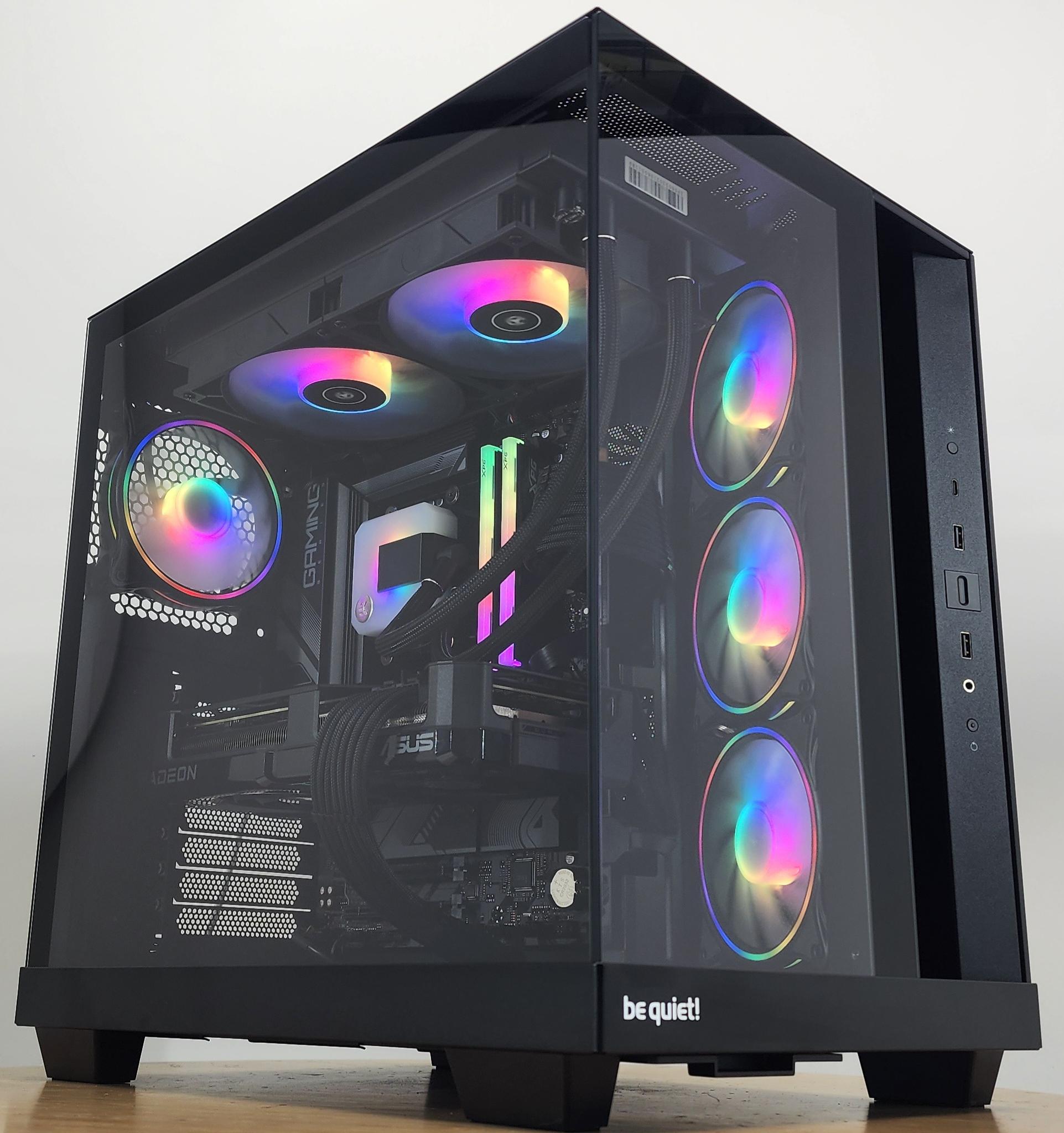 Gaming PC Ryzen 7 7700 32GB RAM 2TB SSD RX 7700 XT 12GB Win11 Computer