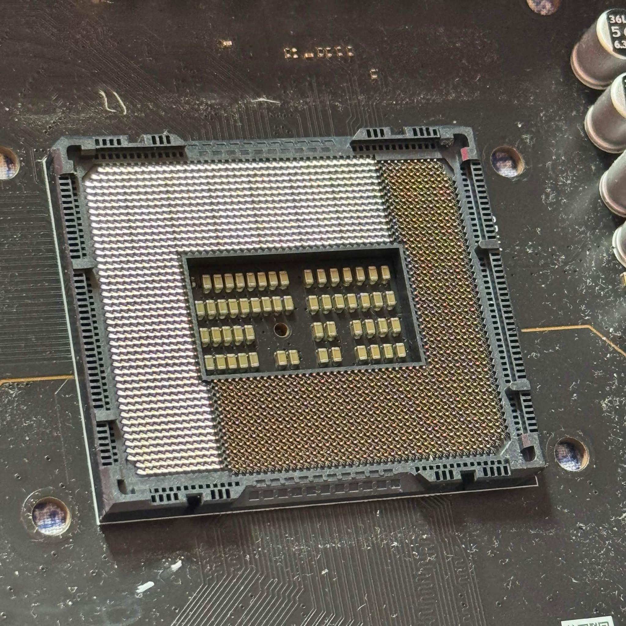 MSI MAG Z790 TOMAHAWK WIFI Motherbaord + Contact Frame