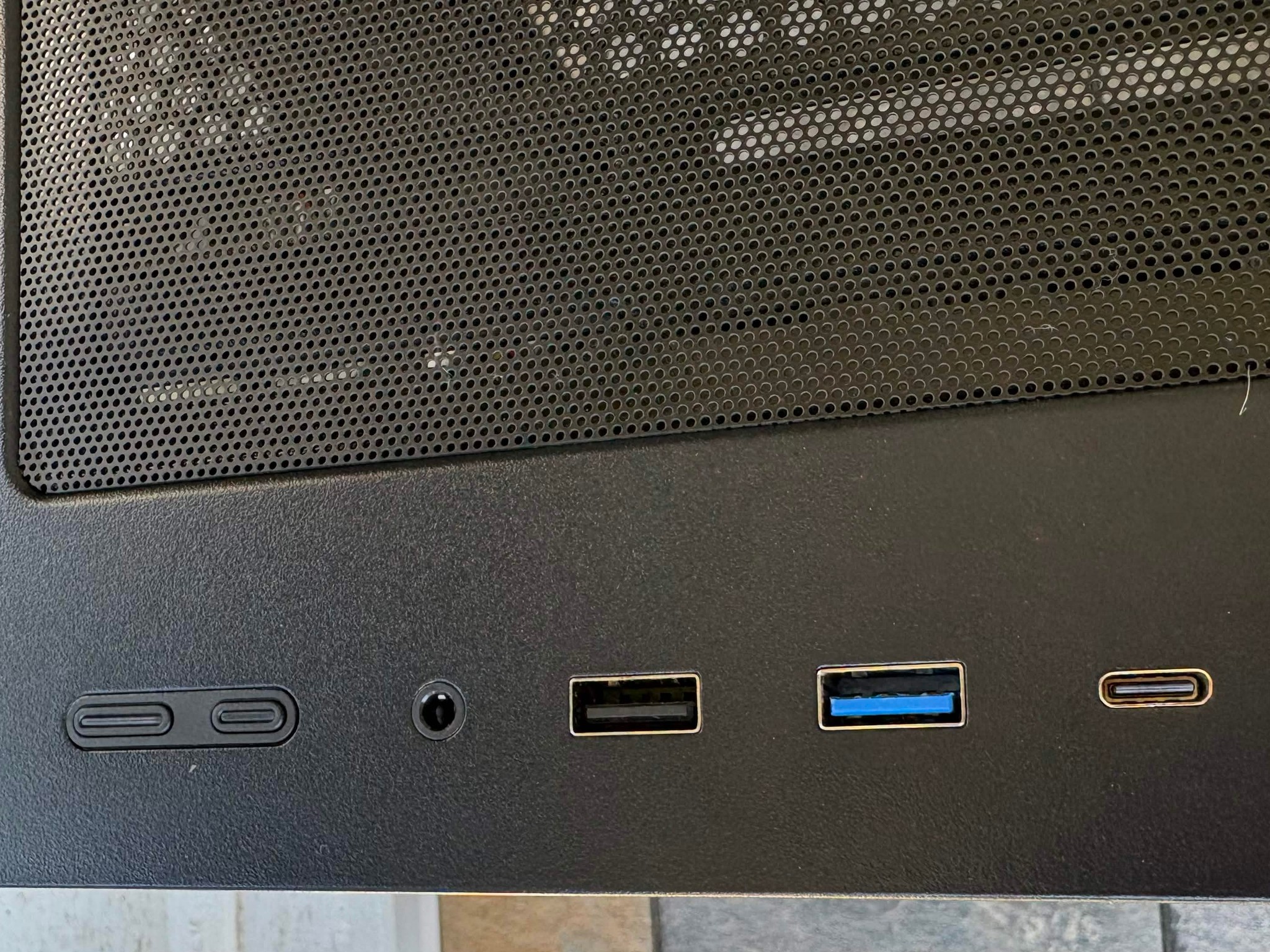 BCC Shadowclaw | Ryzen 7 2700X | GTX 1660 SUPER | 16GB RAM | 128GB Boot + 1TB Storage