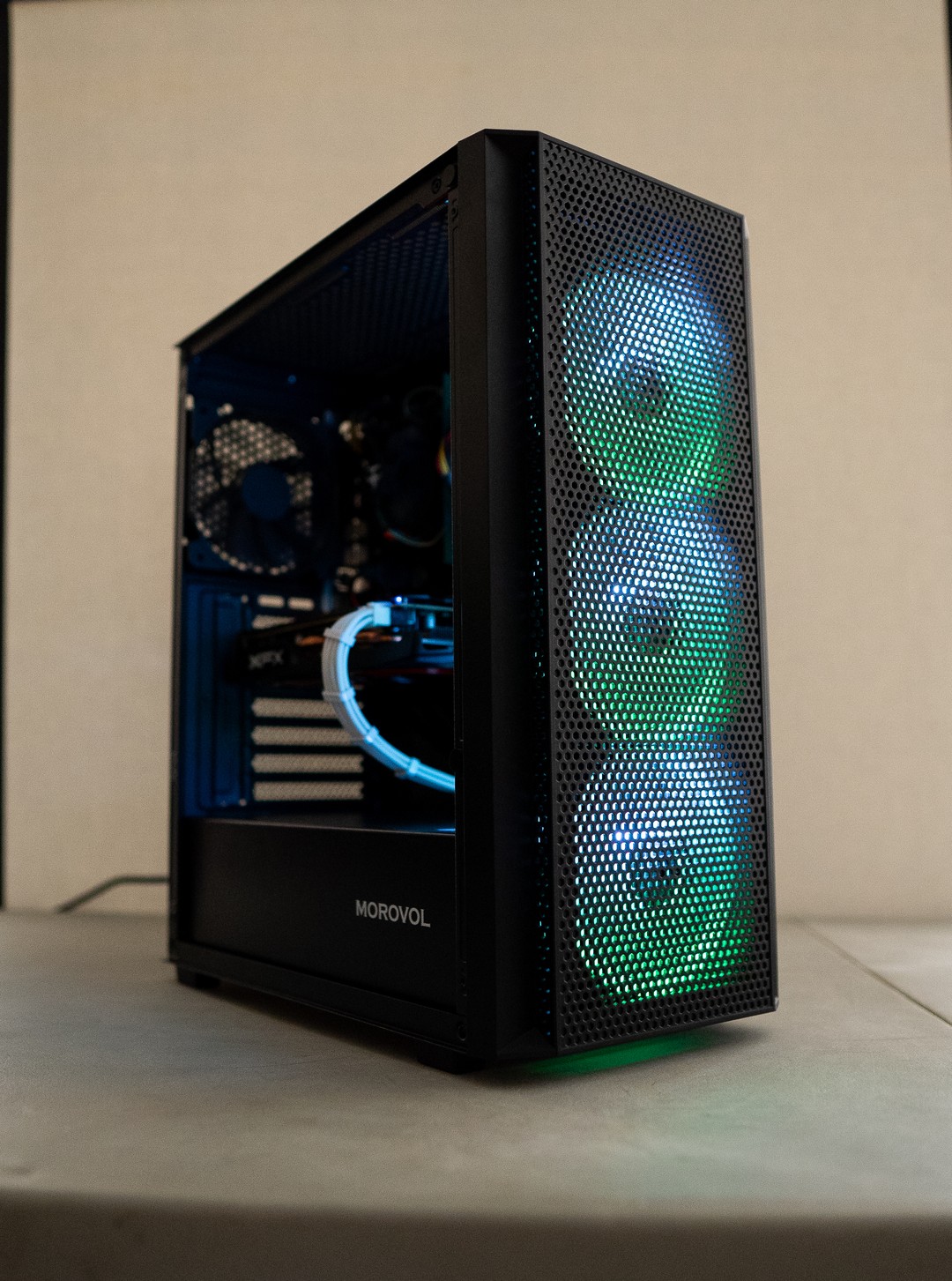 🟢⚪ | INTEL i7 7700K | RX 570 | 8GB DDR4 RAM | 256GB NVME SSD