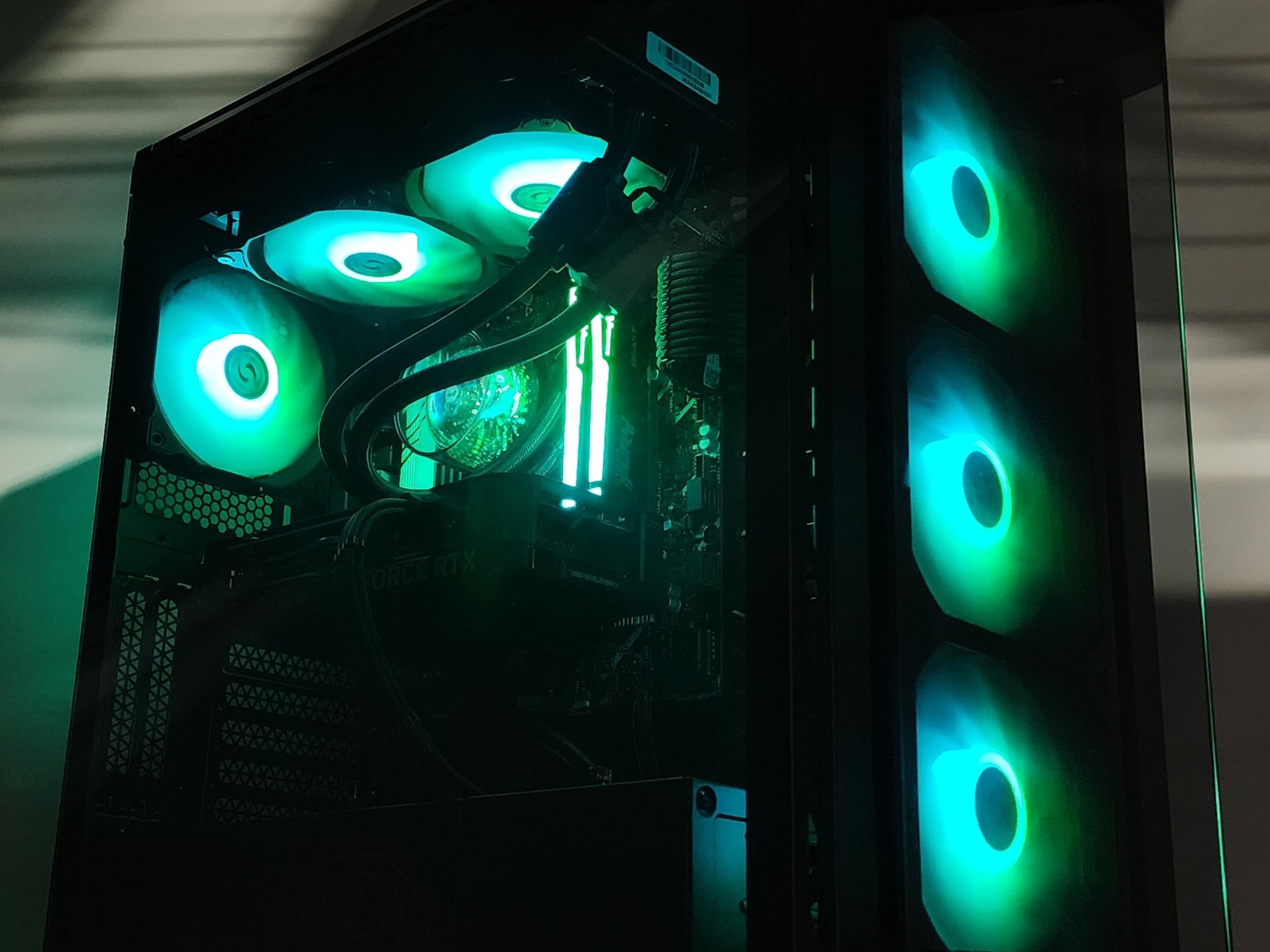 Gaming PC i5-14400F 16GB RAM 1TB SSD RTX 4060 Ti 8GB Windows 11 Computer