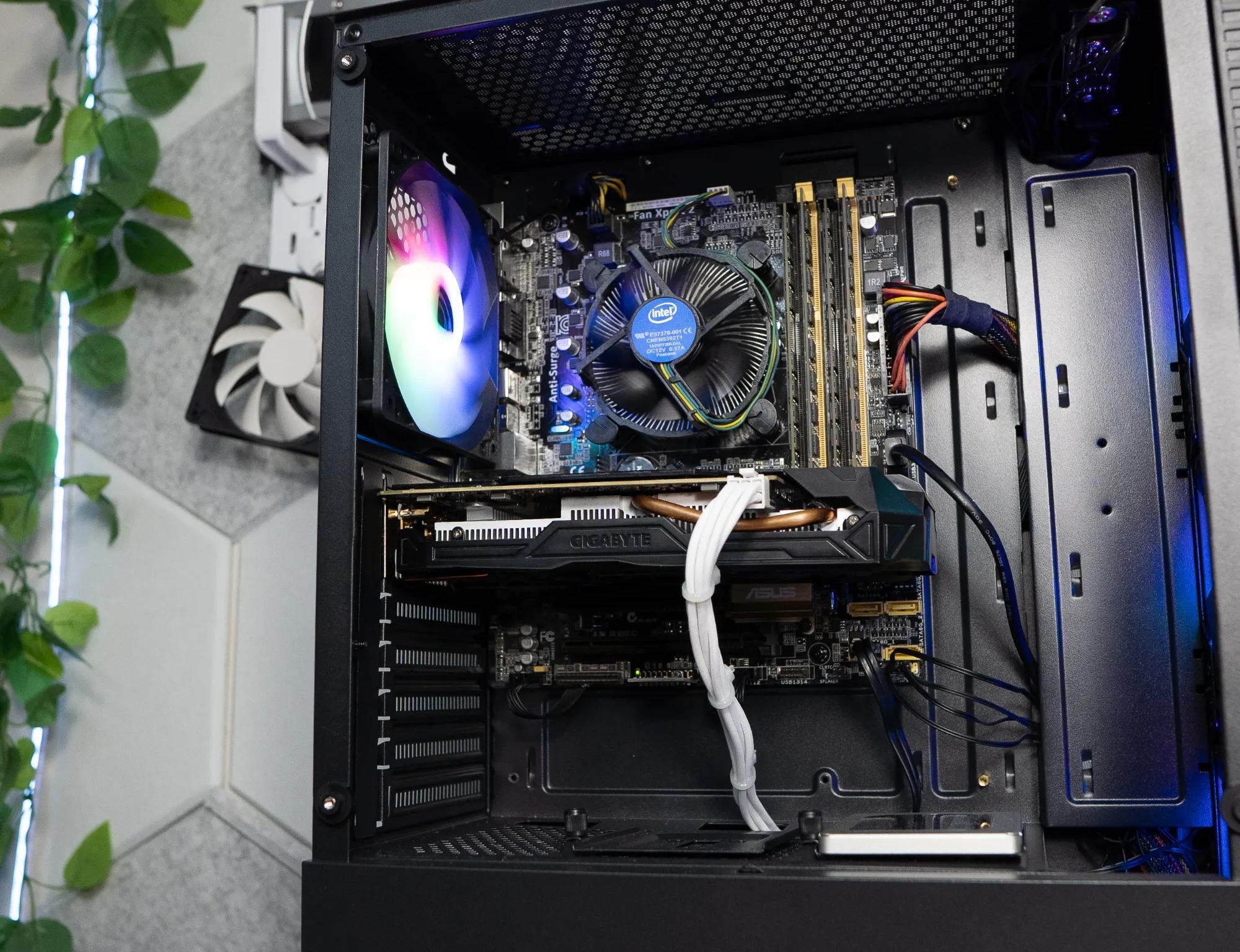 🍬🌠 BUDGET - BO6 Ready GAMING PC | GIGABYTE GTX 1060 3GB | INTEL i7 4790 | 32GB RAM | 1TB SSD |