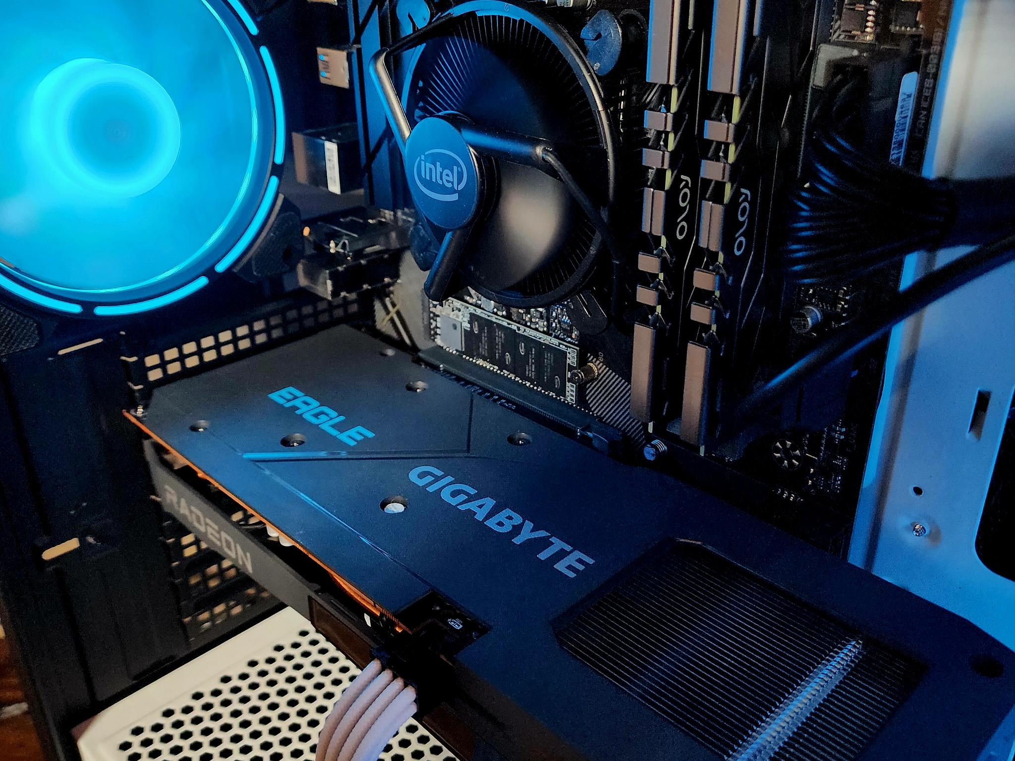 🖤🤍💙 Gigabyte Eagle Radeon RX 6600 8GB // Intel Core i5 11400 // OLOy 16GB 3200MHz