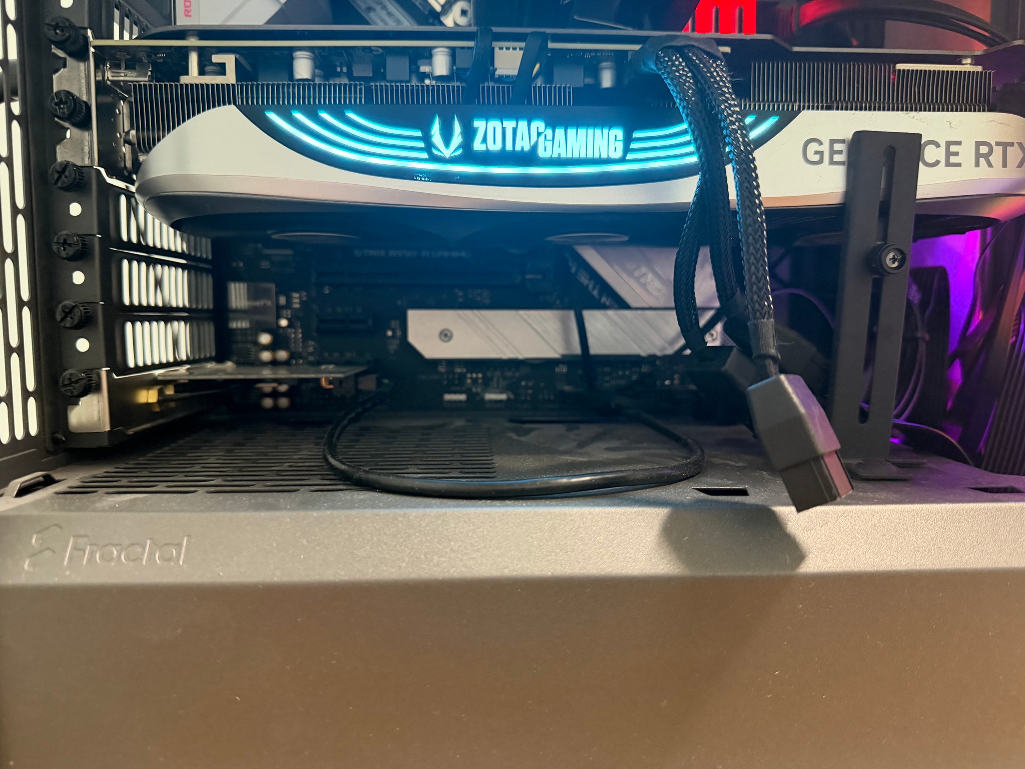 RYZEN 5800X/32 GB DDR4/ ROG STRIX CUSTOM GAMING PC