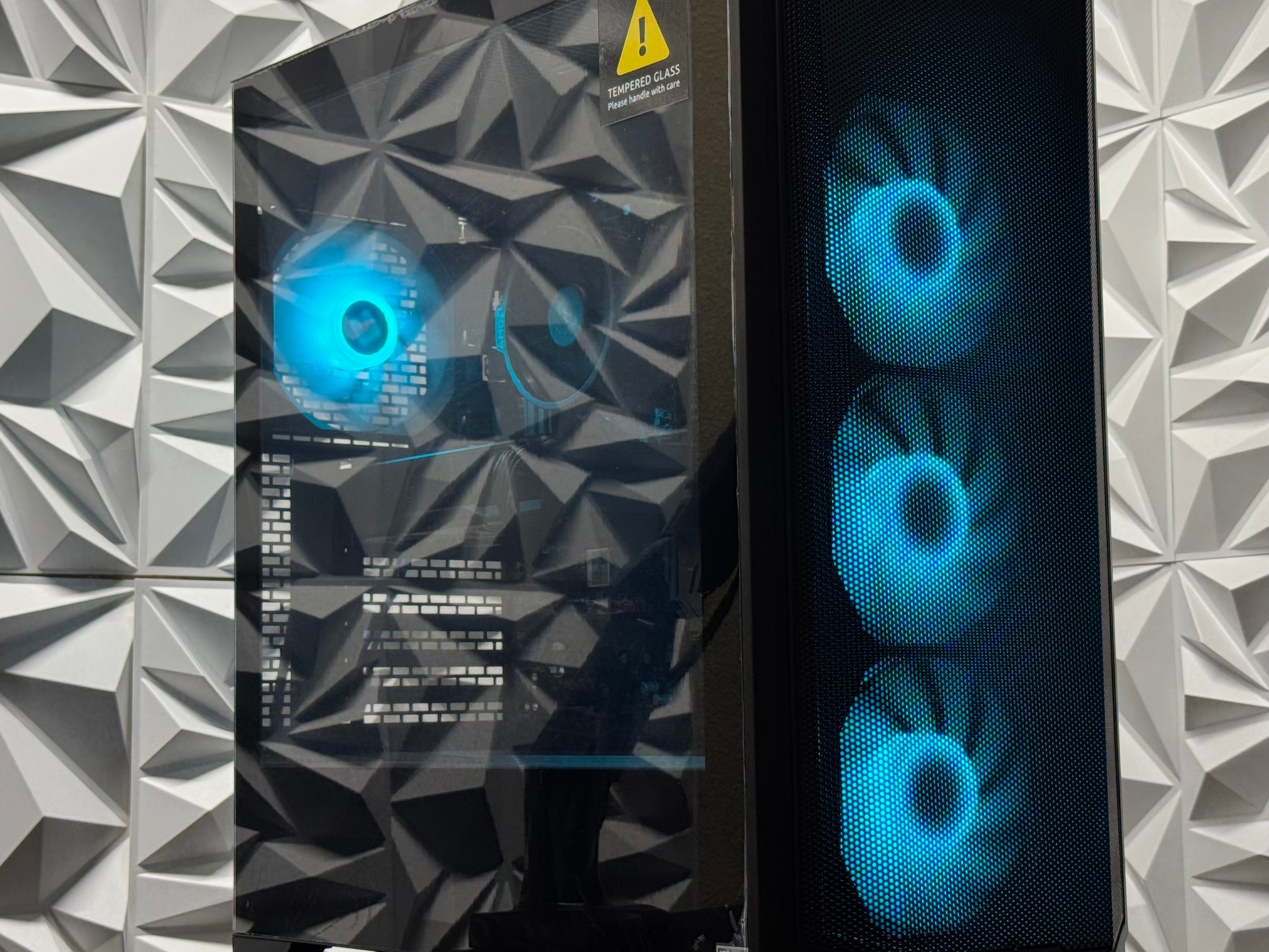 1080p/1440p Gaming pc / RX 7600 / Ryzen 5 5500 / 16GB RAM / 512GB SSD / Fortnite / Warzone