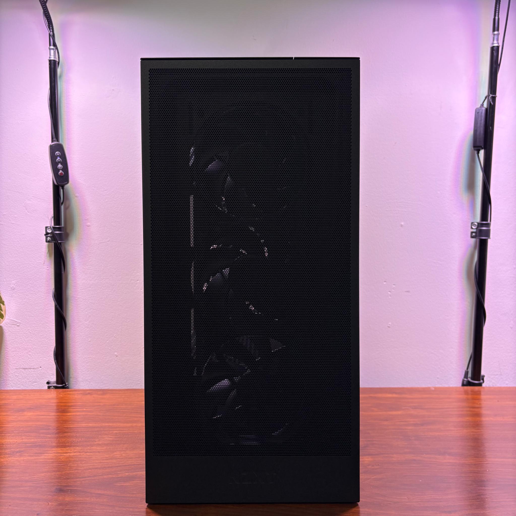 RTX 5070TI | Ryzen 7 7800X3D | 32GB DDR5 | 2 TB SSD's | 750W PSU | 240MM AIO | NZXT Case