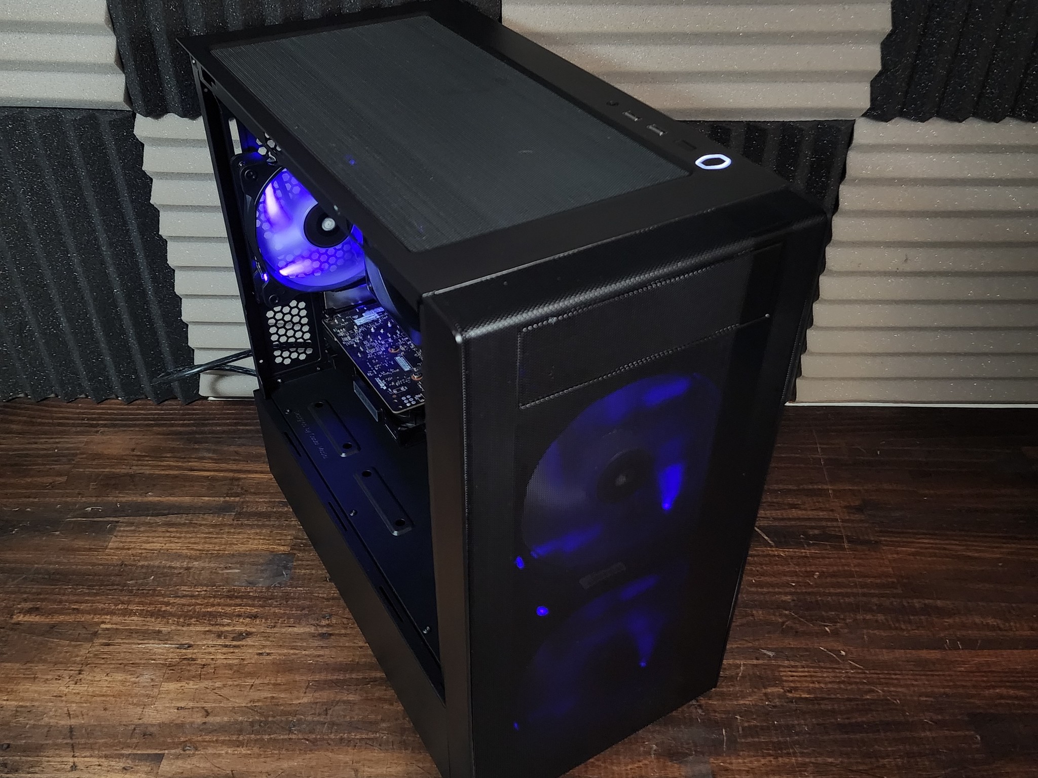 🖤💙🖤 Intel Core i5 8500 // EVGA GeForce GTX 1050 Ti // Silicon Power 16GB 3200MHz