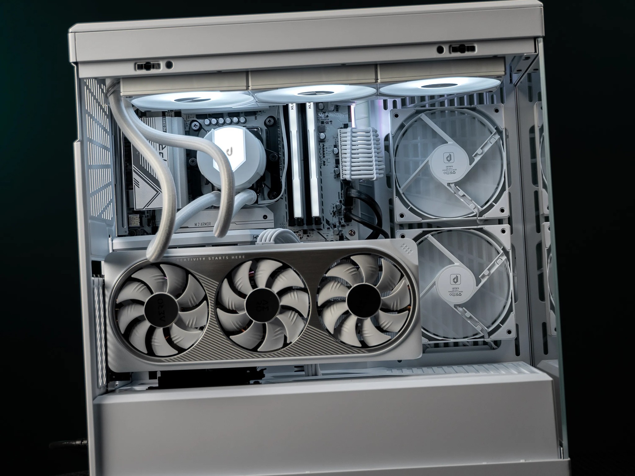 “CorpoLight” RTX 4070 i5 14600K 32GB Windows 11 Pro 2TB Workstation Gaming PC