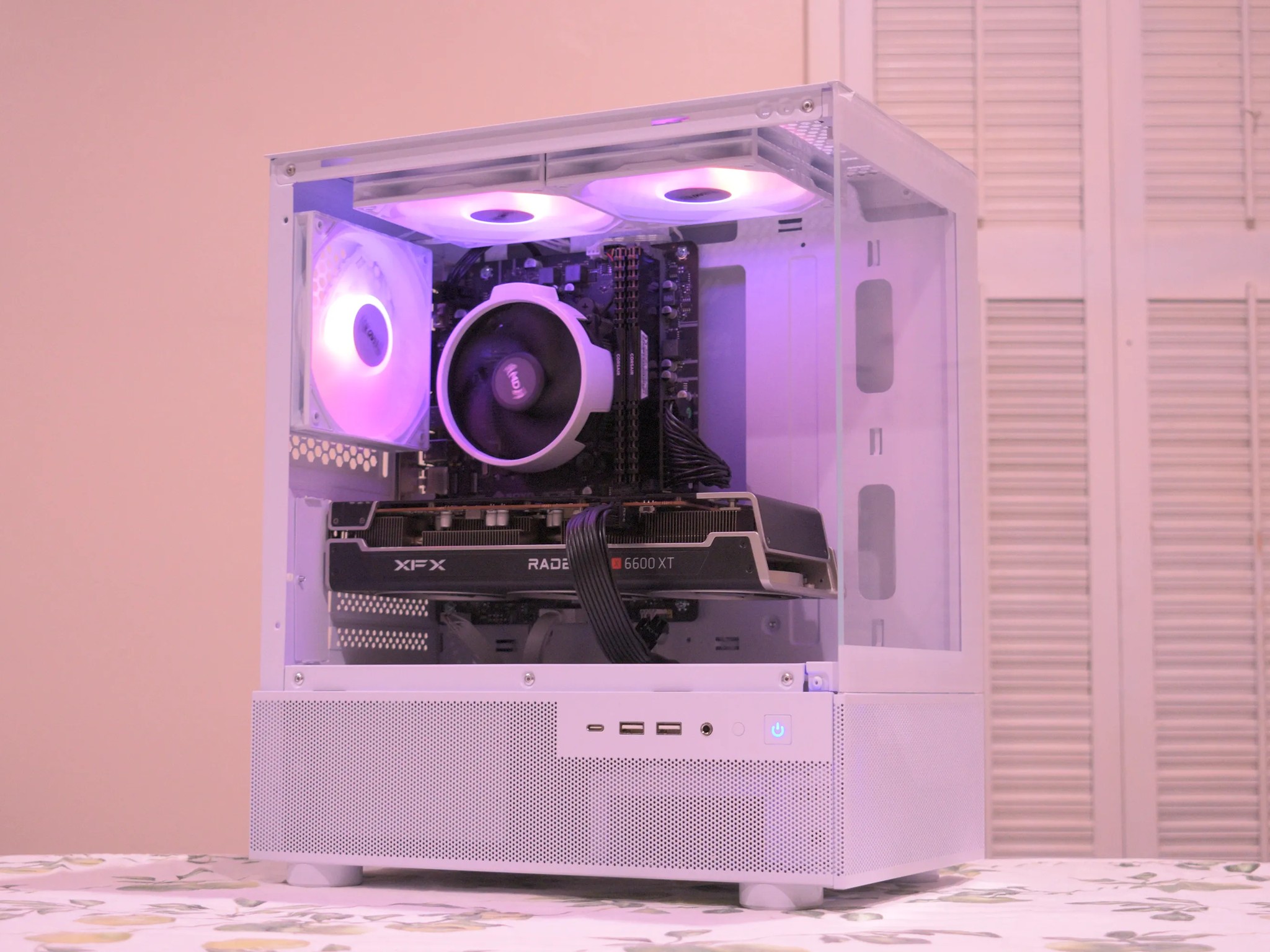 Gaming PC | Ryzen 5 3600 | RX 6600XT 8GB | 16GB DDR4 | 1TB nVME SSD | 1080p White Gaming PC RGB