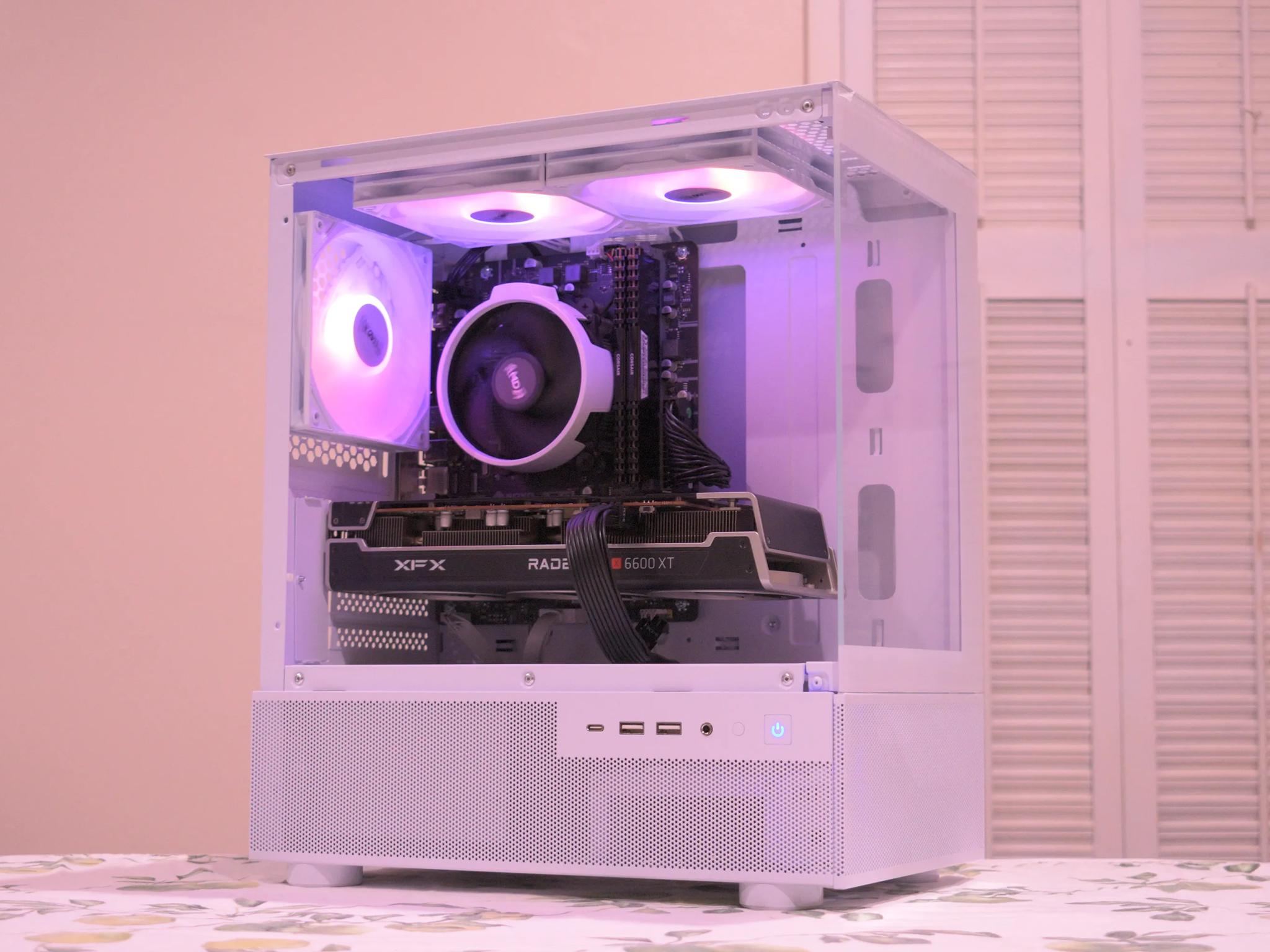 Gaming PC | Ryzen 5 3600 | RX 6600XT 8GB | 16GB DDR4 | 1TB nVME SSD | 1080p White Gaming PC RGB