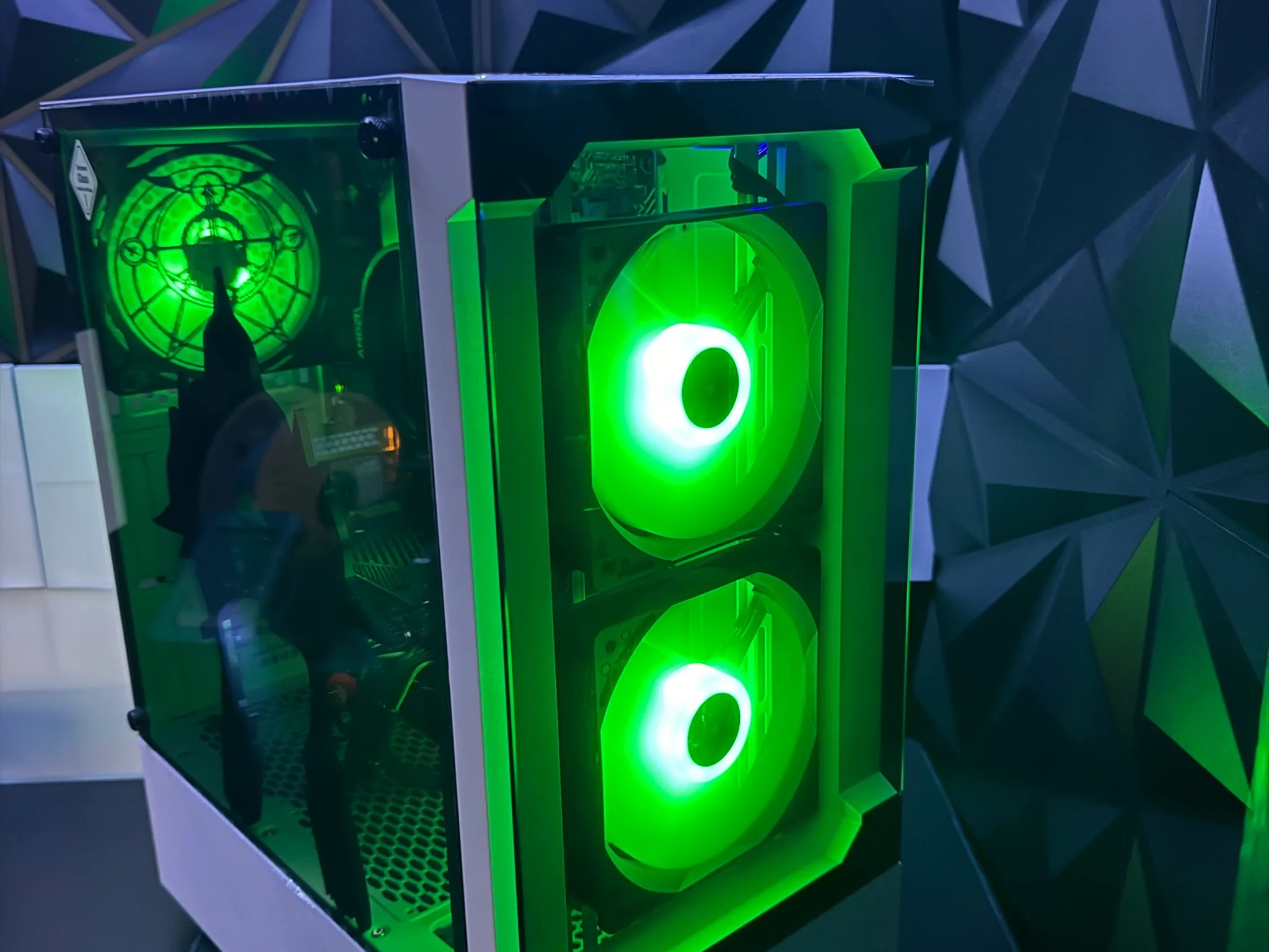 5700XT 🦾Full Metal Alchemist Build🦾Ryzen 5500