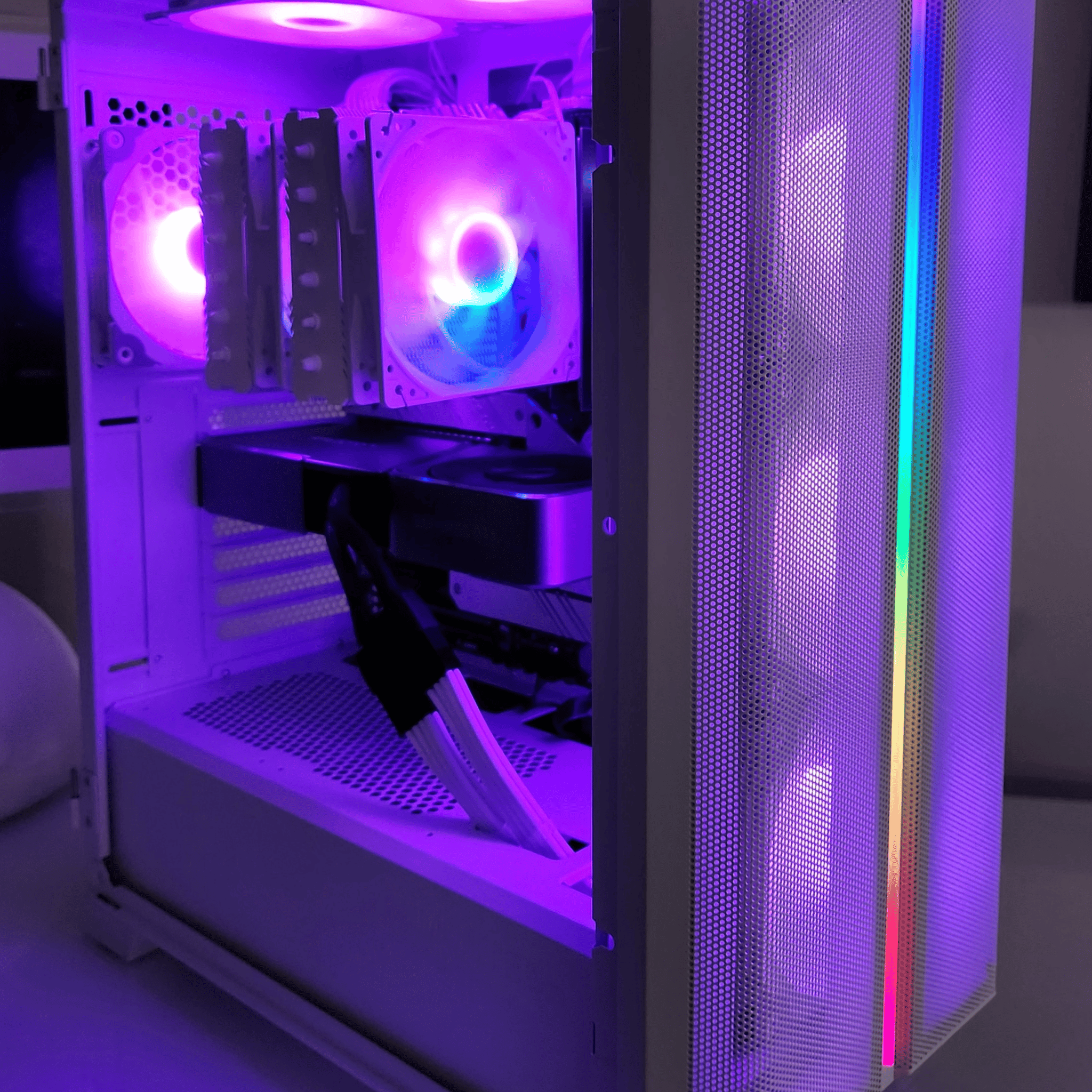 High End White Gaming PC - Featuring Intel i7 10700 and RTX 3070 Ti Founders