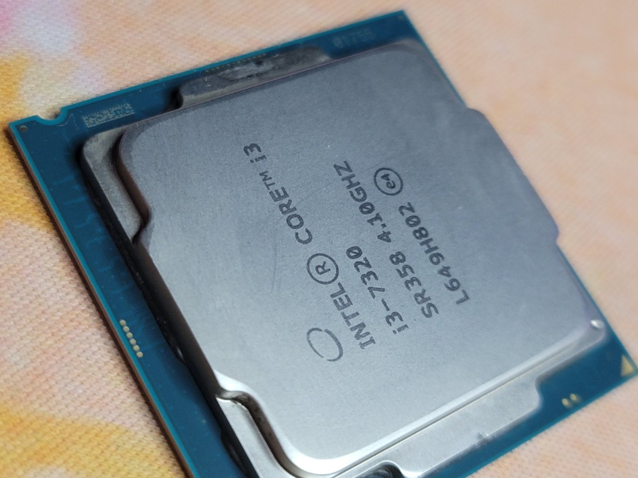 Intel Core i3-7320