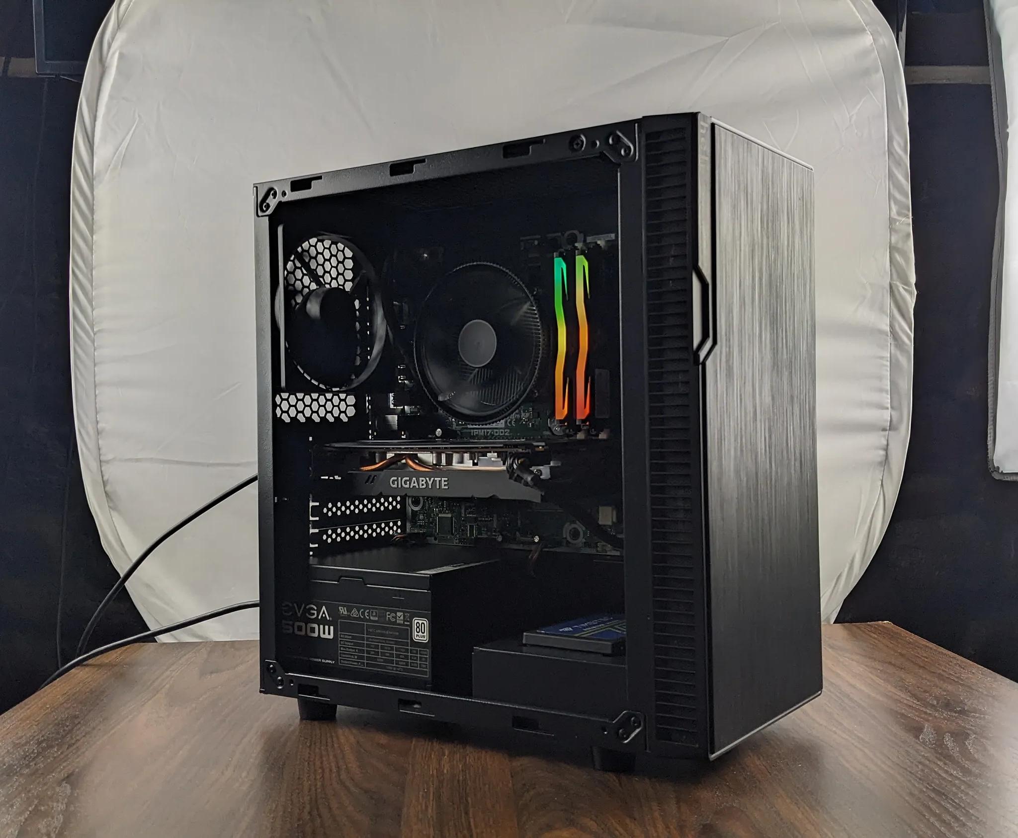 GamerSxin Custom 1440p, RX 5600XT, i5-6500, 8GB DDR4, 1TB SSD