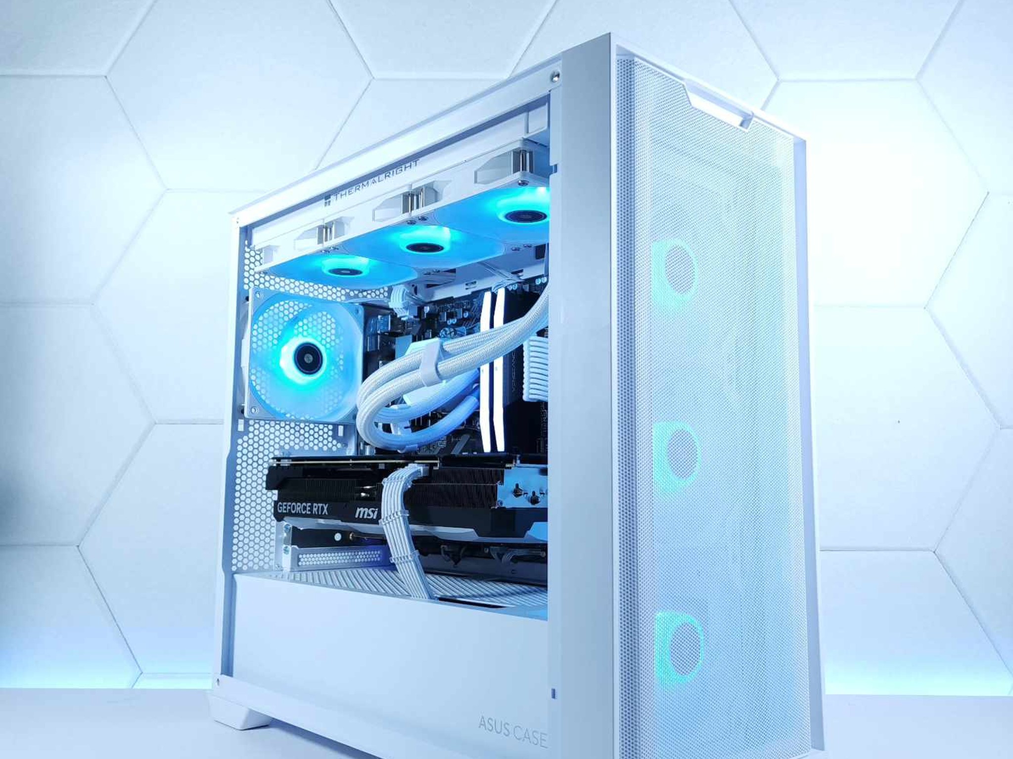 💙🤍RTX 4080 || Ryzen 7 7800X3D || 32GB 6000MHz || 2TB NVMe SSD || FREE SHIPPING 4K Gaming PC