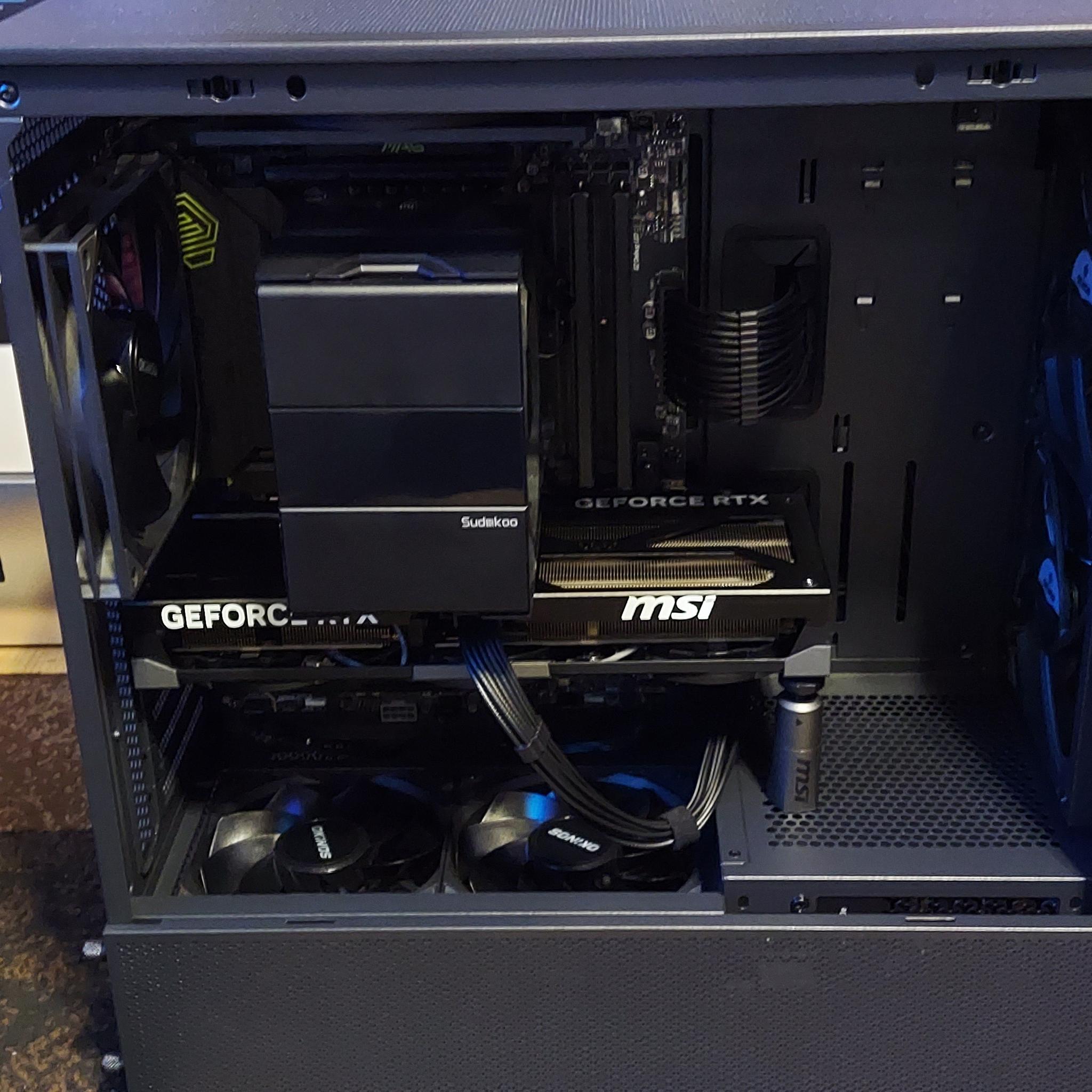 MSI Stealth 9800X3D/RTX 5070Ti Gaming PC