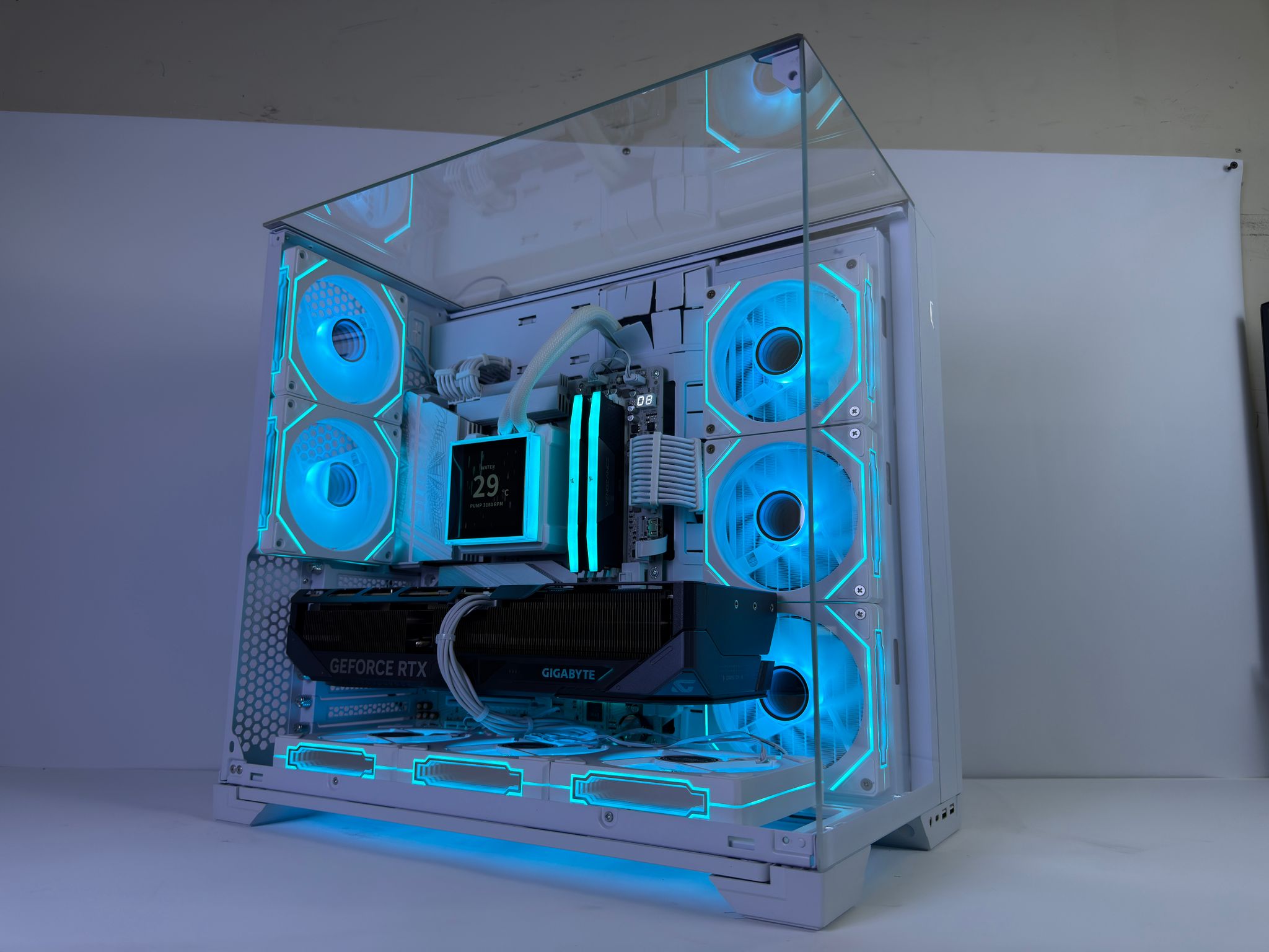🧊 Custom Gaming PC | | RTX 5080, Ryzen 7 9800X3D, 32GB DDR5 RAM, 2TB Samsung 9100 PRO, WiFi 7 🧊