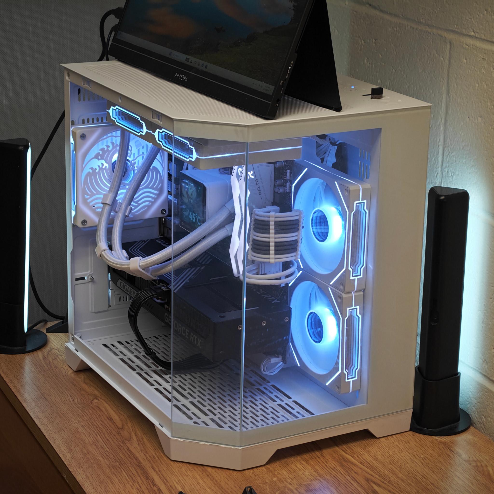 1440P / 4K Gaming PC | 2.88" Customizable LCD, RTX 5070 12GB, Ryzen 7 7700, 32GB DDR5, 1TB NVMe