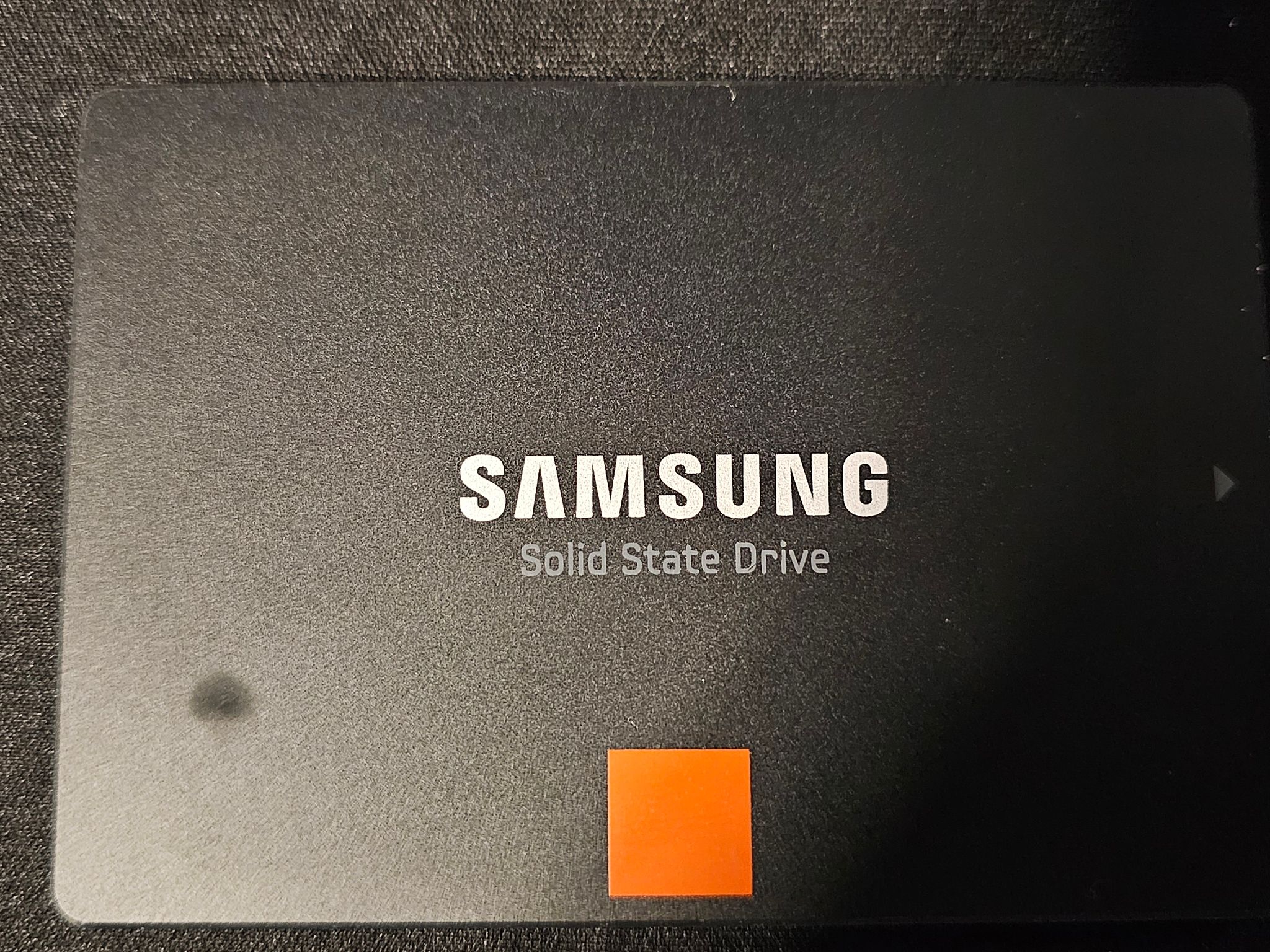 Samsung 840 PRO 128GB SATAIII 2.5"x7mm SSD - Please Read Description