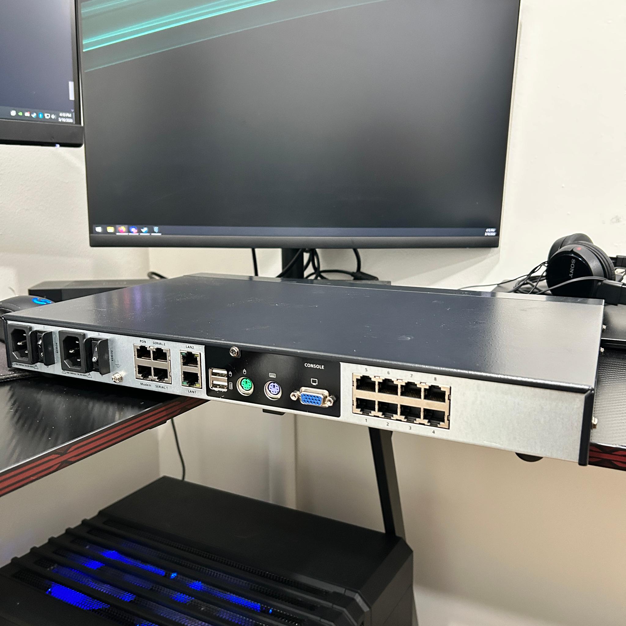 Aten - KN1108VA - ATEN KN1108VA KVM Over IP Switch-TAA Compliant - 8