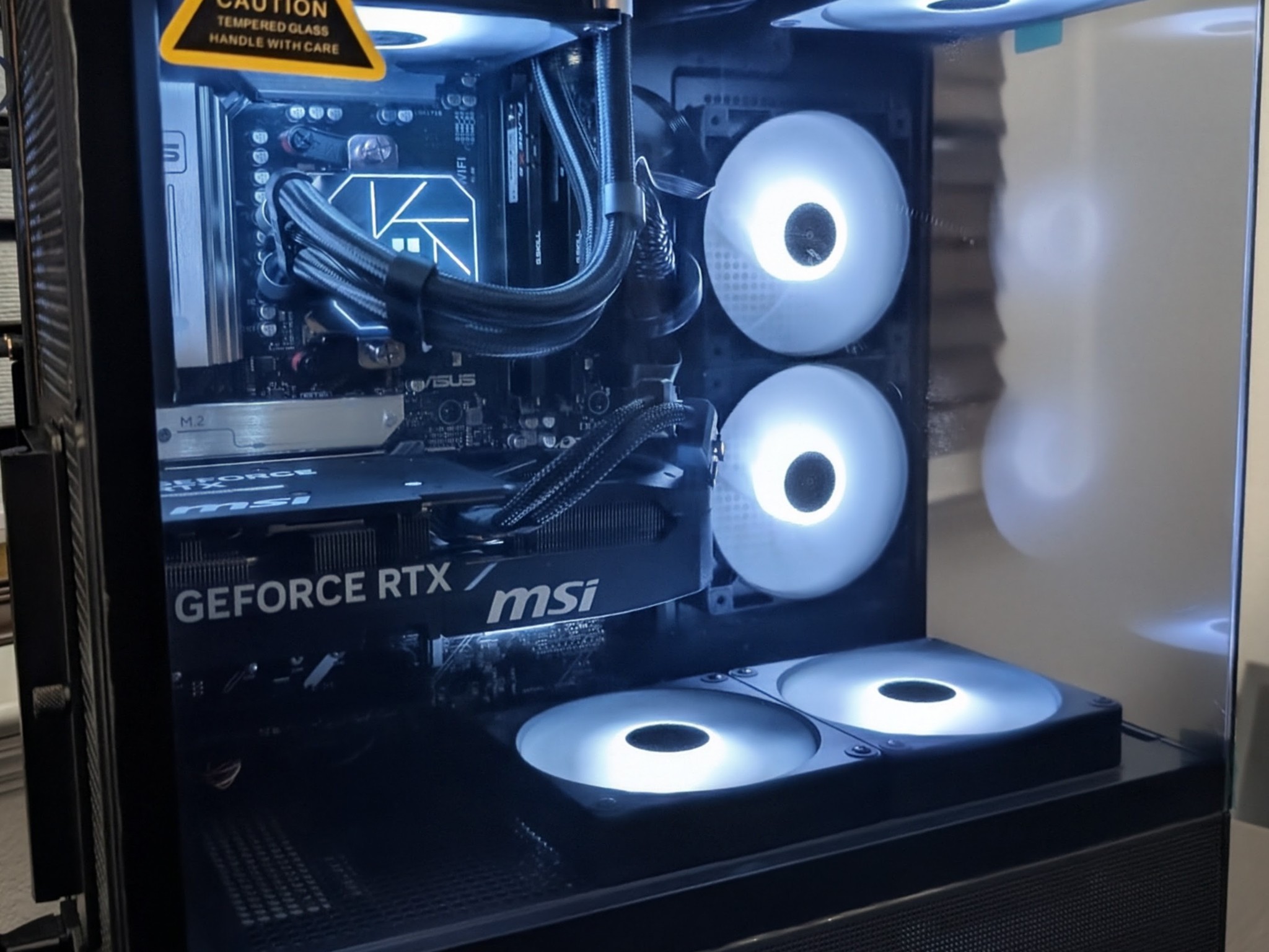 AMD RYZEN 7600X3D| MSI SHADOW RTX 5070 12GB| 32 GB DDR5 RAM| 1TB NVMe| WIFI| WINDOW 11| GAMING PC