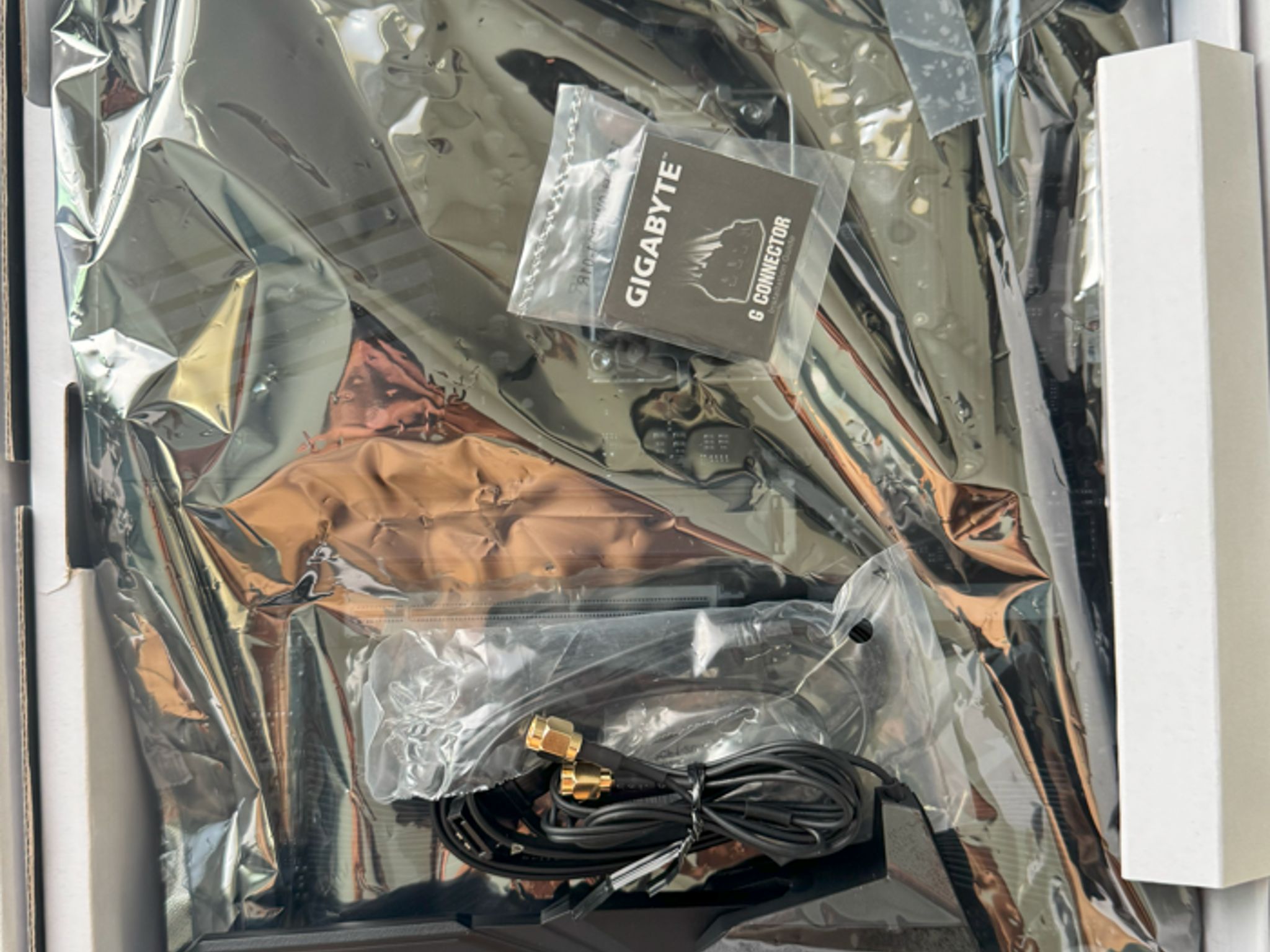 Gigabyte Z690 Aorus Elite AX