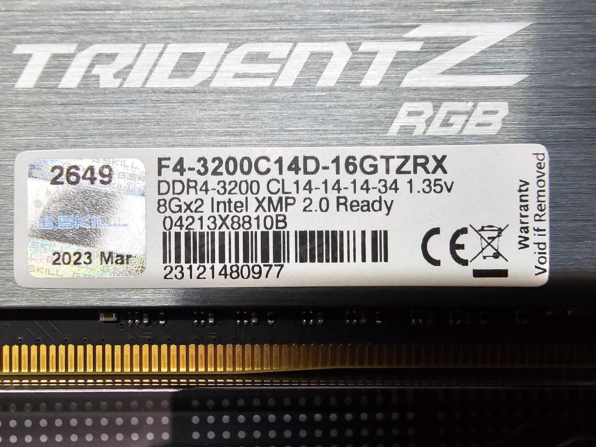 G.Skill Trident Z RGB 16GB (2x8GB) DDR4 3200 CL14 - F4-3200C14D-16GTZRX
