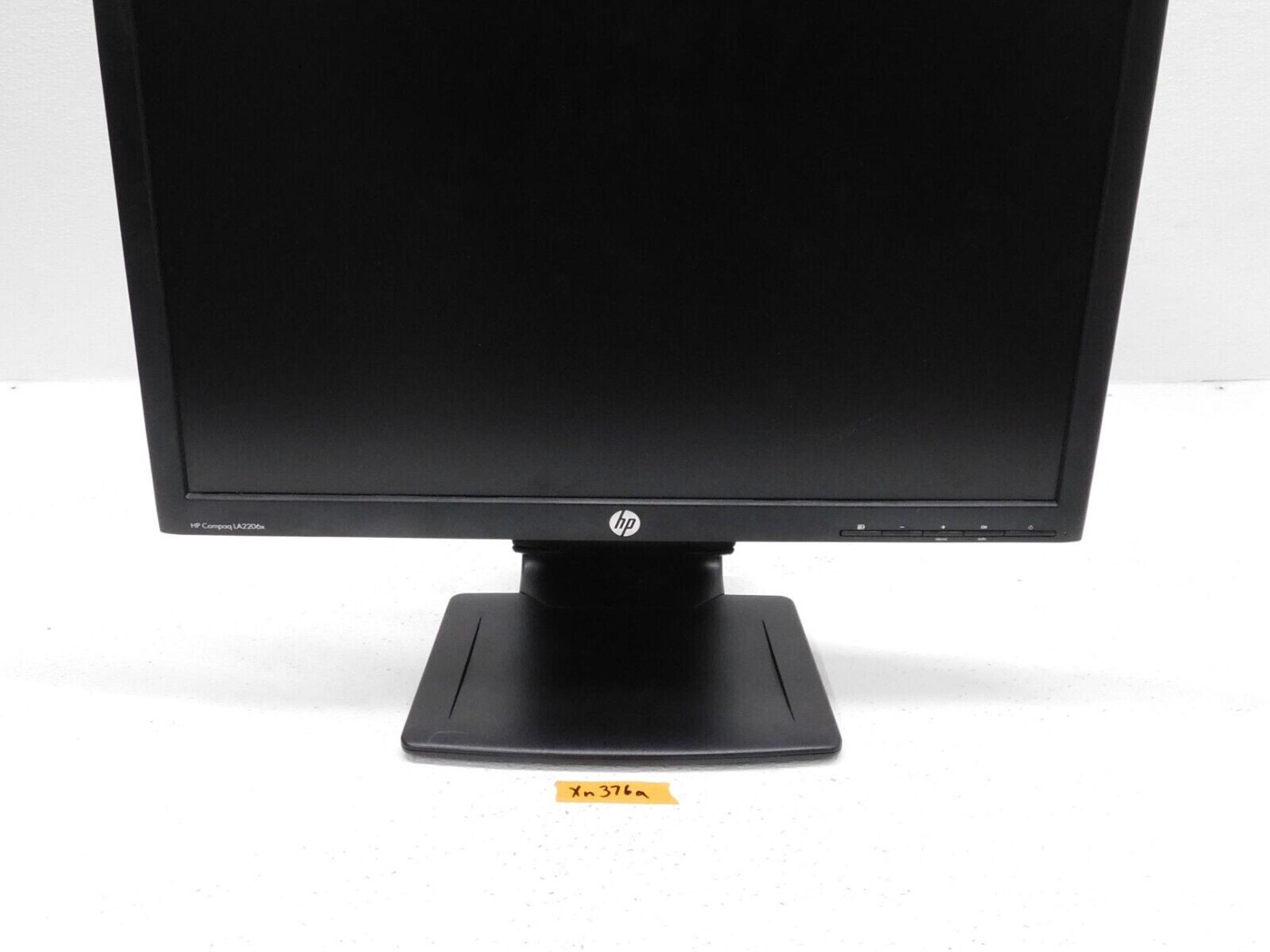 HP LA2206x - DisplayPort, VGA, and DVI 22" Monitor with USB Passthrough