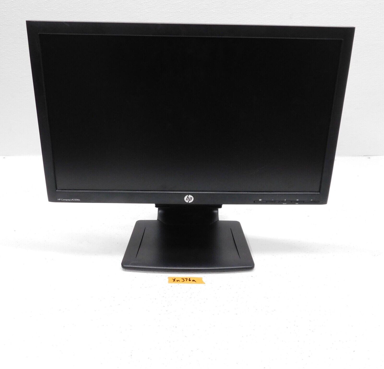 HP LA2206x - DisplayPort, VGA, and DVI 22" Monitor with USB Passthrough
