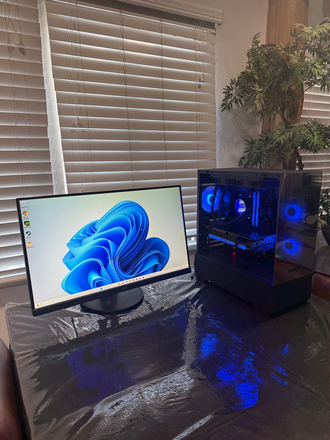 Gaming PC: Ryzen 7 5800X, RTX 3070 TI 8 GB, 32 GB DDR4, 1 TB SSD