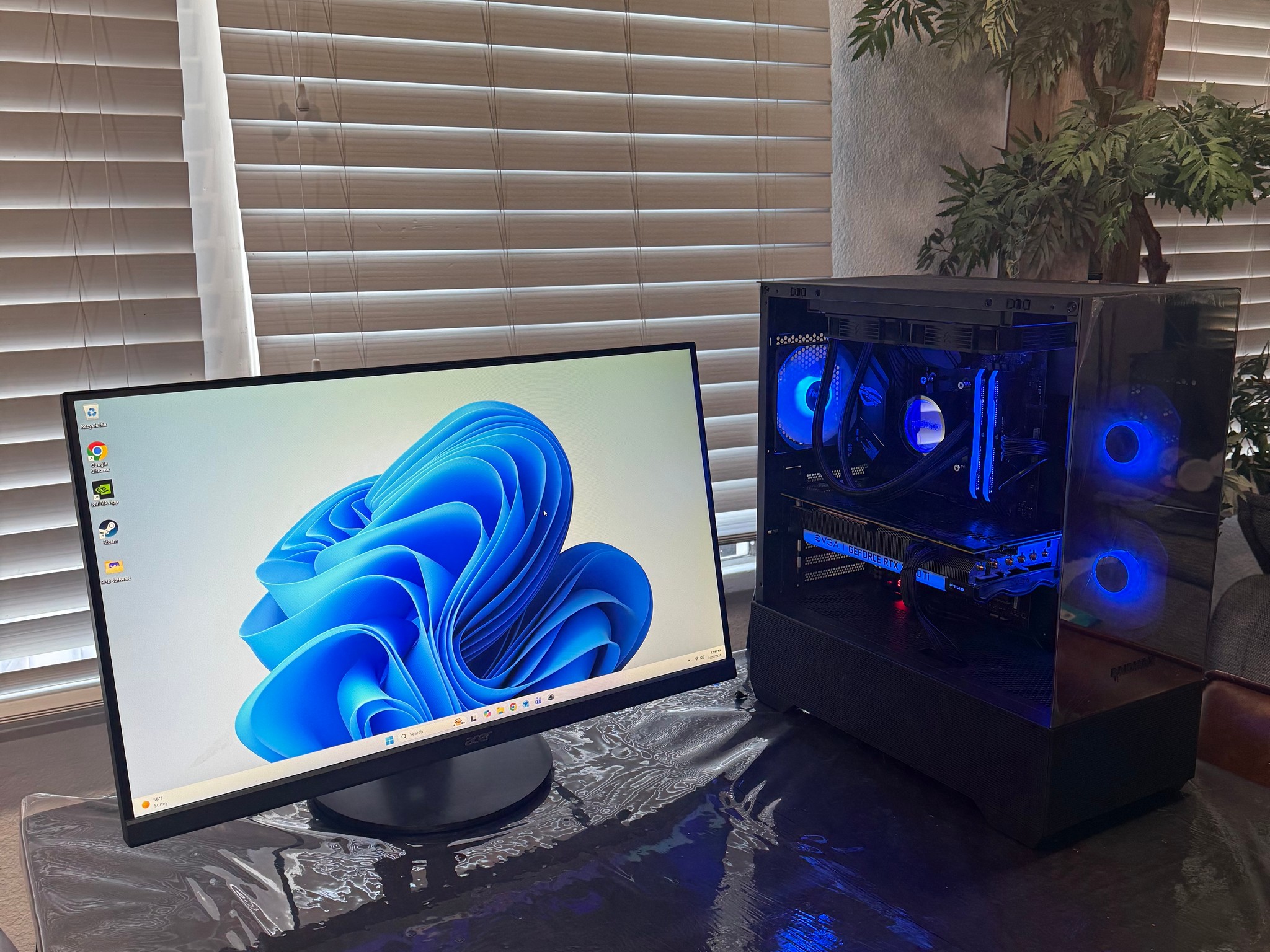 Gaming PC: Ryzen 7 5800X, RTX 3070 TI 8 GB, 32 GB DDR4, 1 TB SSD, Windows 11 activated, WIFI & BT