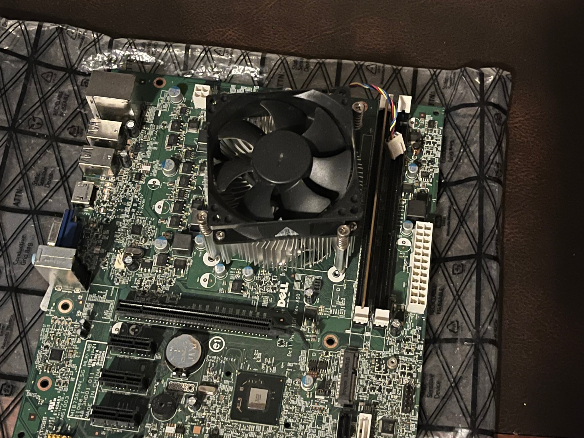 *UNTESTED* I5 3440; 4gb RAM; stock cooler
