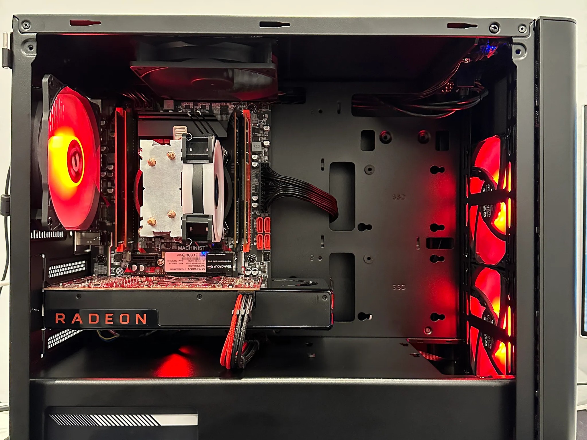 🚨🩸Starter Gaming PC🩸🚨- Intel  Xeon 2640 V3 8 Cores-AMD RX 580 4GB-16GB DDR4 RAM-512GB NVME