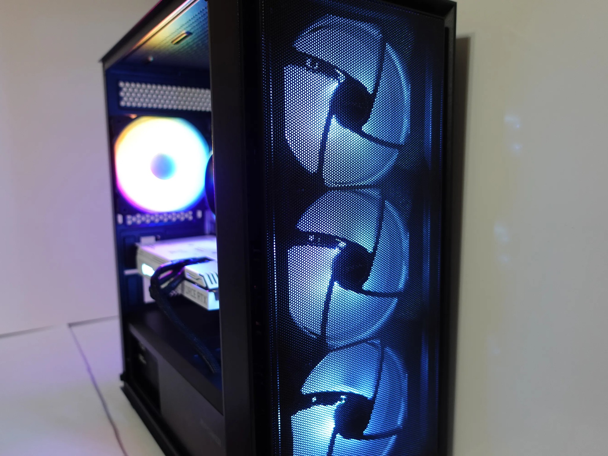 Black and White 3060 12 gb