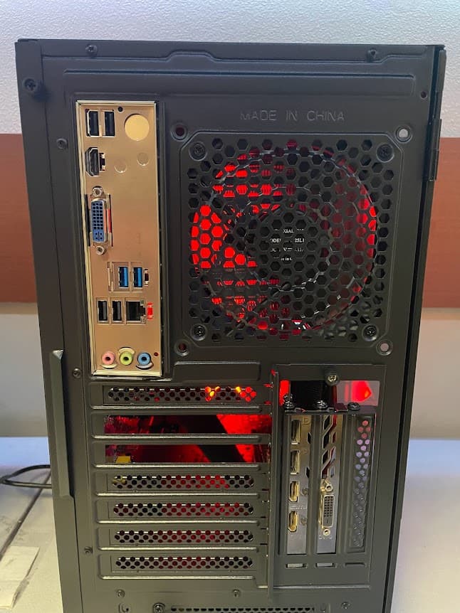 WARZONE Gaming Desktop PC Intel i5 Quad 16 GB SSD RX 470 4GB HDMI WIN 10 PRO