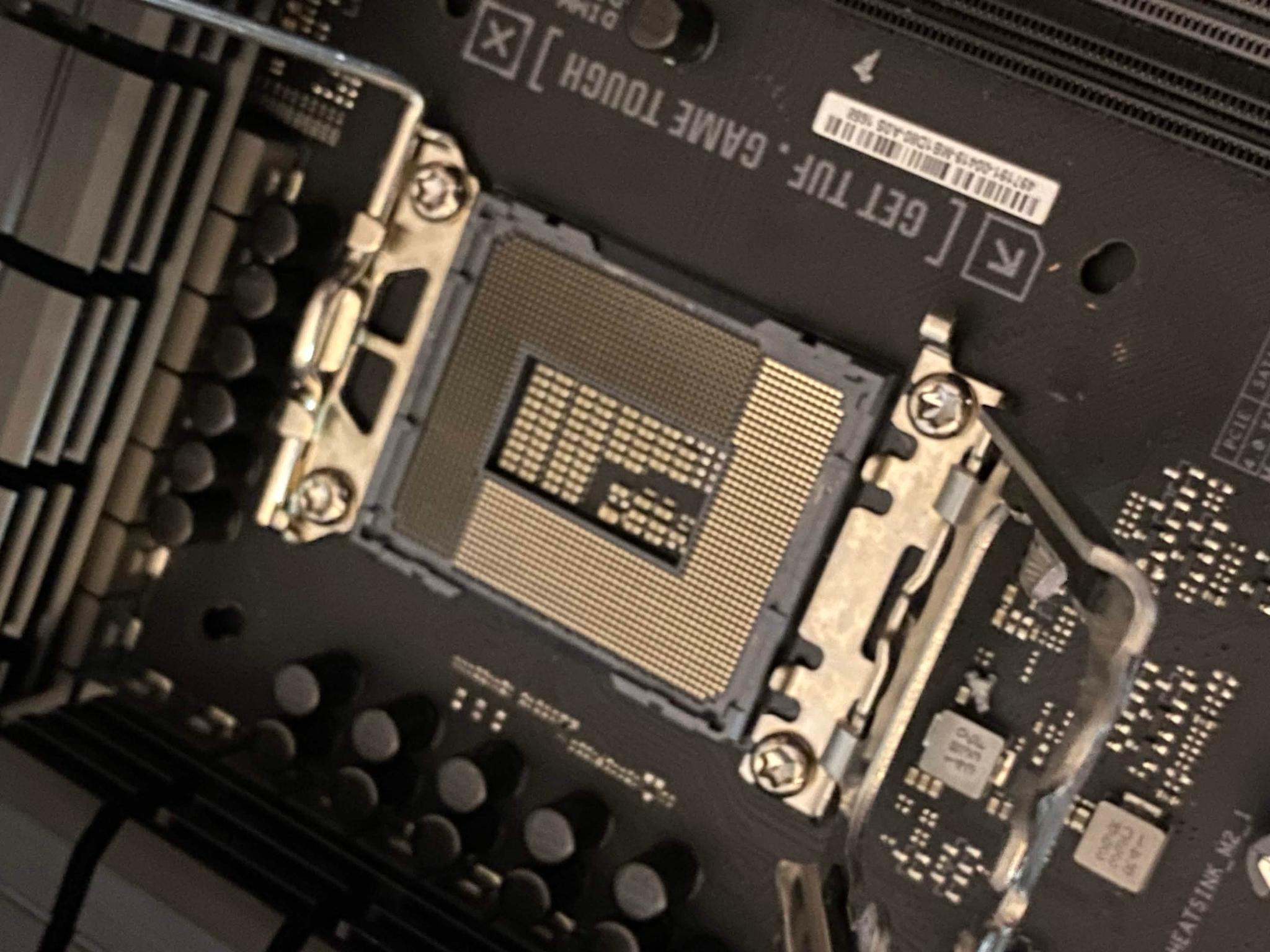 ASUS TUFF Z790-PLUS WIF